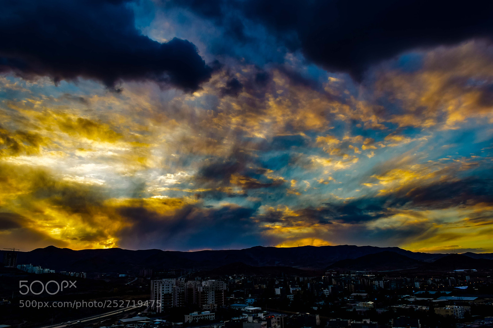 Nikon D3300 sample photo. Wild sky of sunset... photography