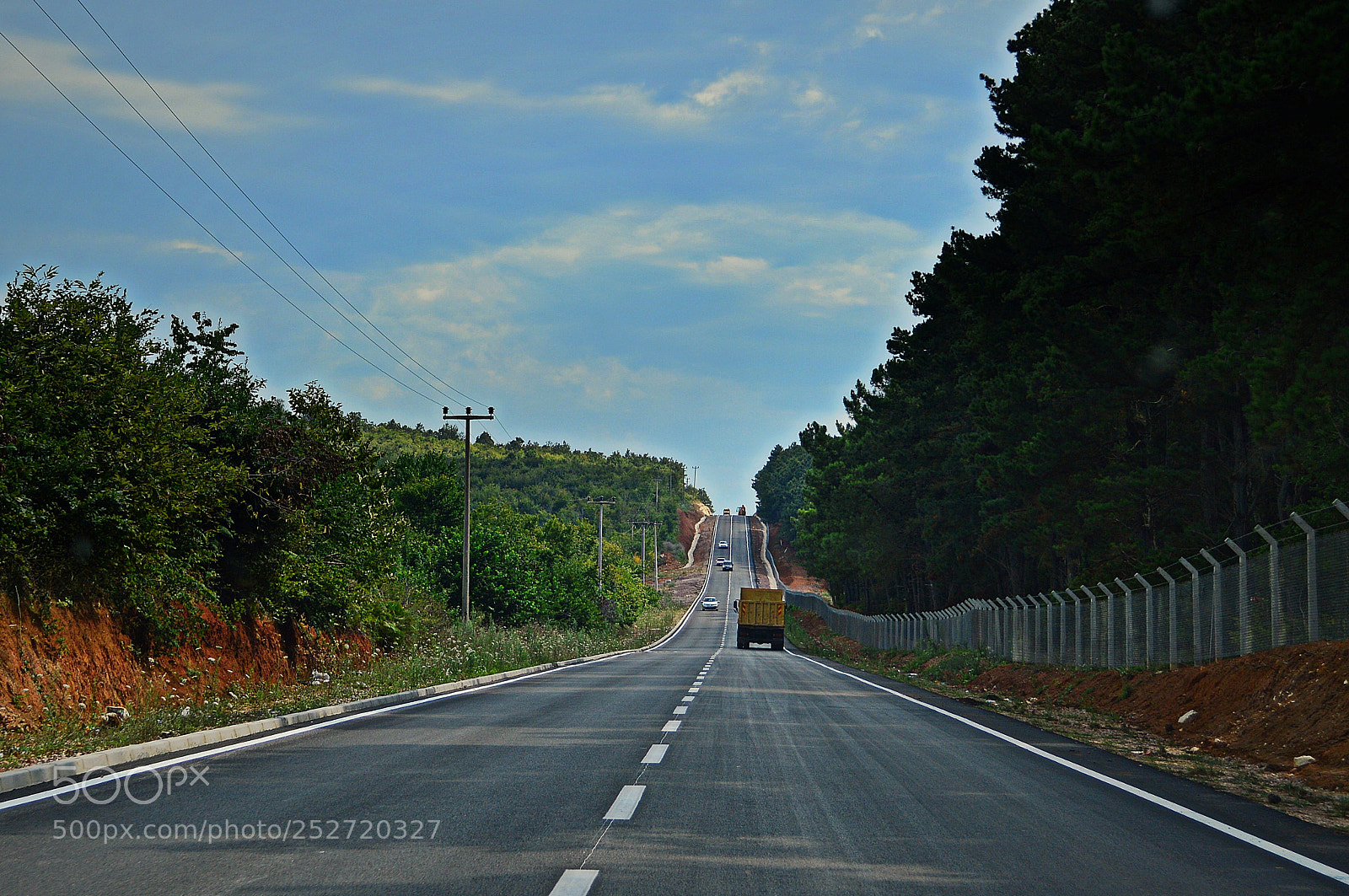 Nikon D3200 sample photo. I'm on a long photography