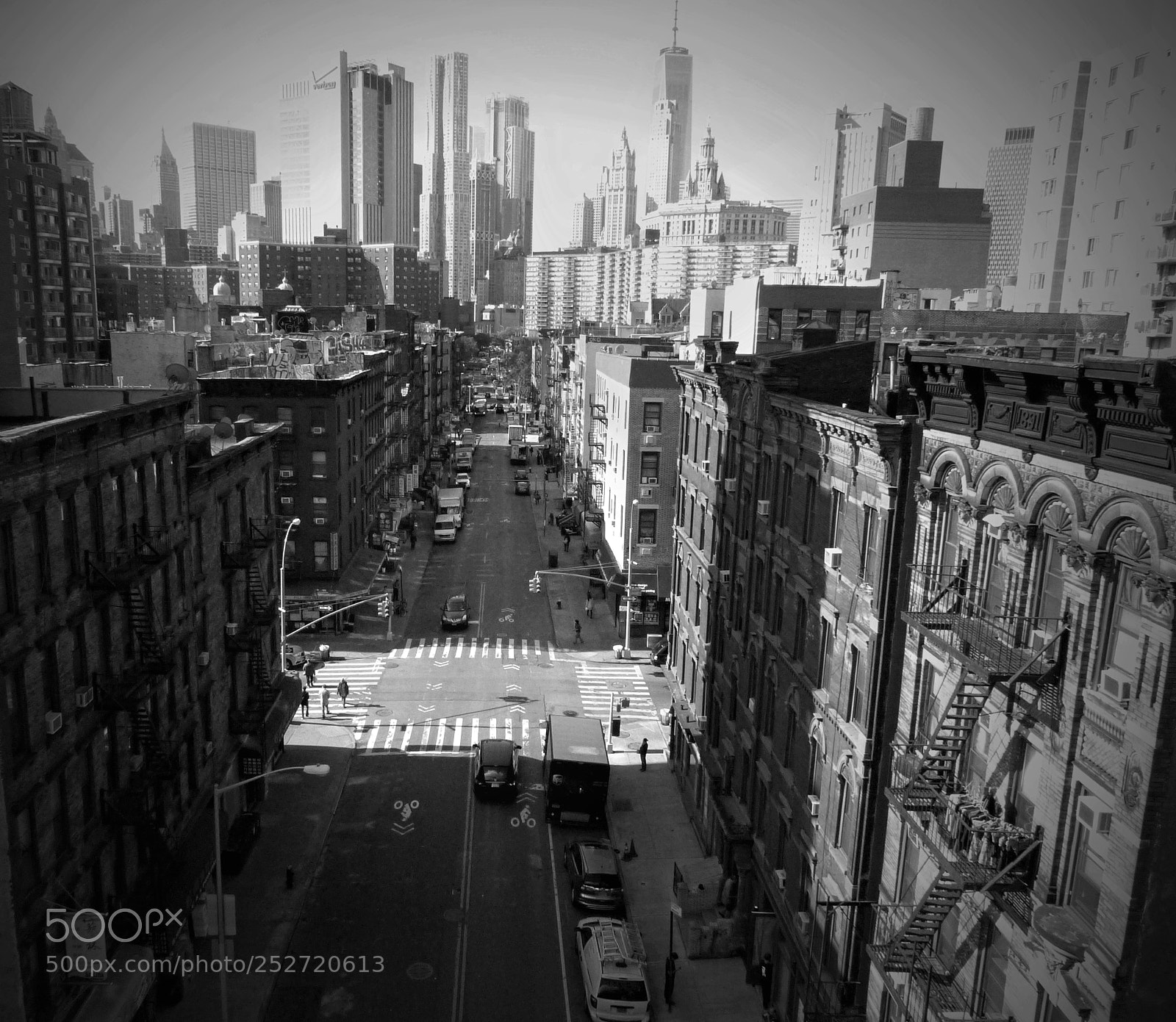 Panasonic Lumix DMC-FZ200 sample photo. Lower east side in photography