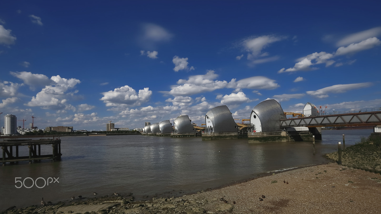 Canon EF-S 10-22mm F3.5-4.5 USM sample photo. Thames barriers photography