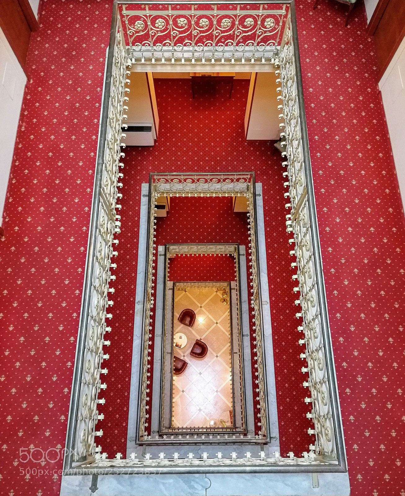 HUAWEI Honor 9 sample photo. Stairs photography