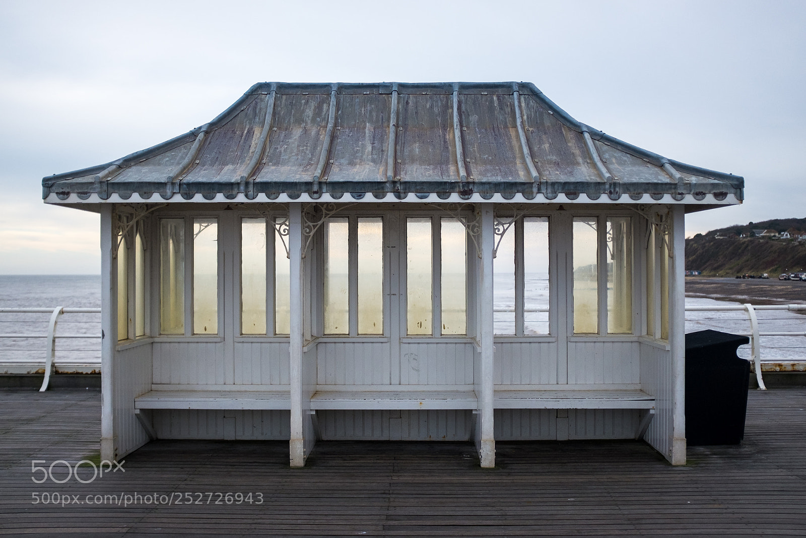 Fujifilm X100T sample photo. Shelter photography