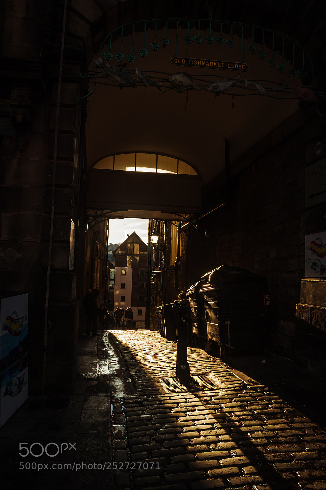 Nikon D90 sample photo. The alley photography