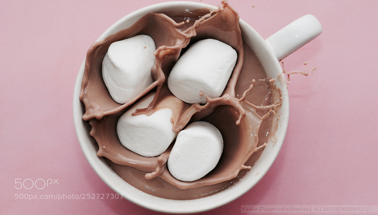 Nikon D90 sample photo. Maximum marshmallow  photography