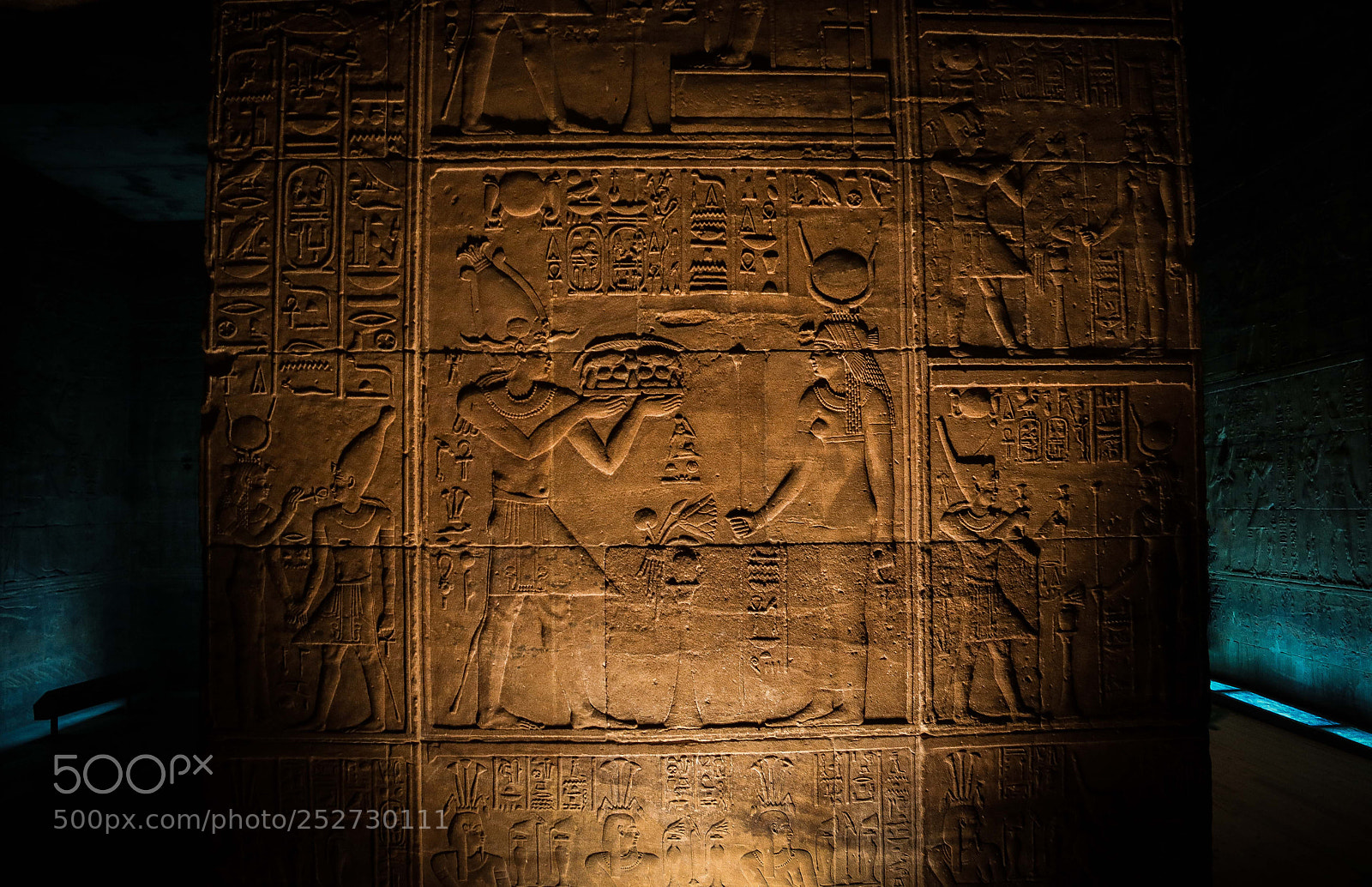 Canon EOS 750D (EOS Rebel T6i / EOS Kiss X8i) sample photo. On walls of history. photography