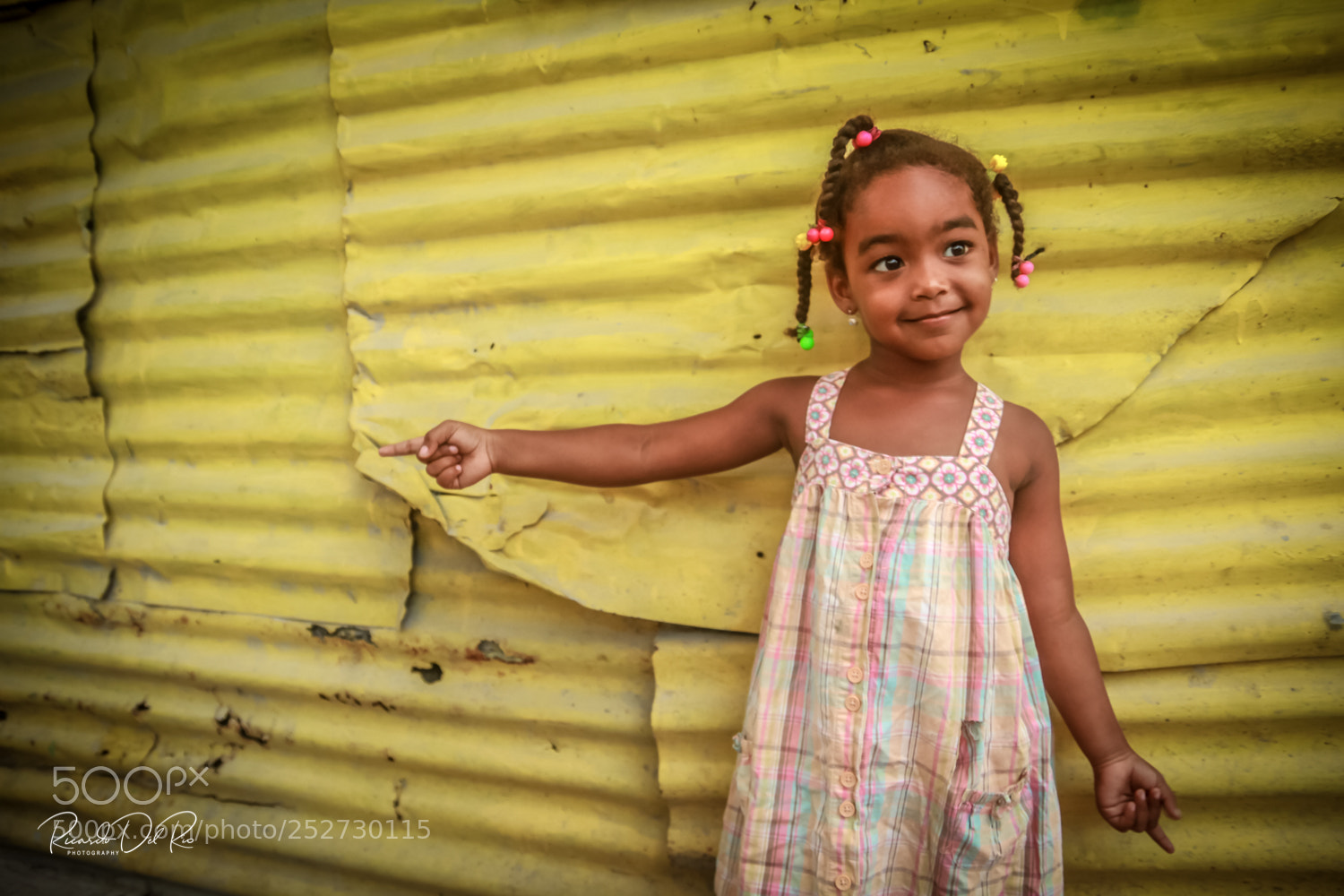 Canon EOS 7D sample photo. Amarillo con trenzas photography