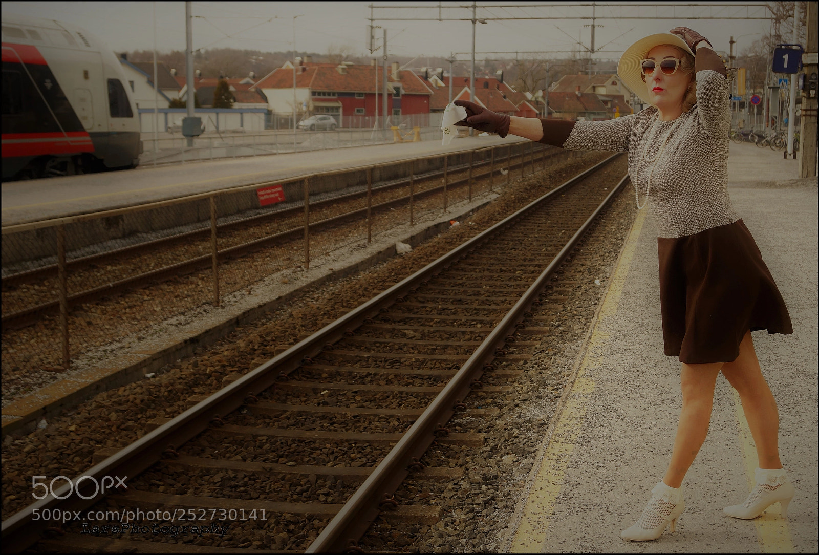 Sony SLT-A77 sample photo. () photography