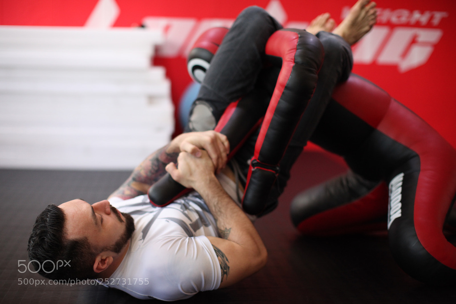 Canon EOS 5D Mark II sample photo. Bjj coach arm bars photography