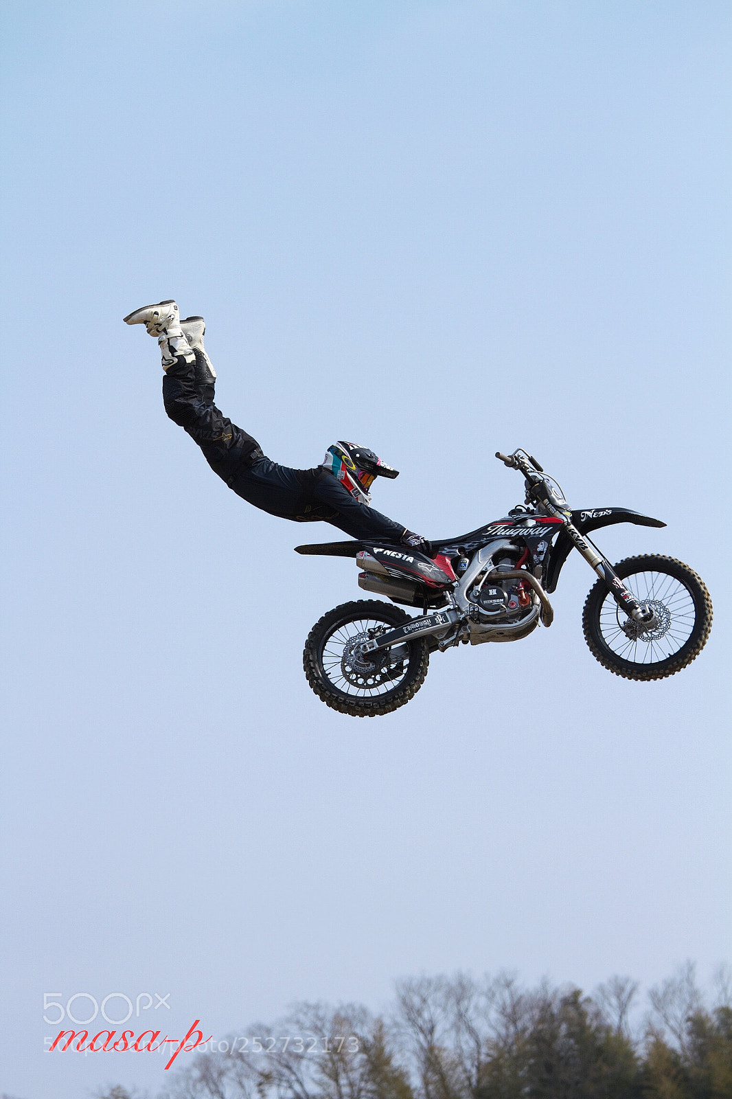 Canon EOS 7D sample photo. Super jump photography