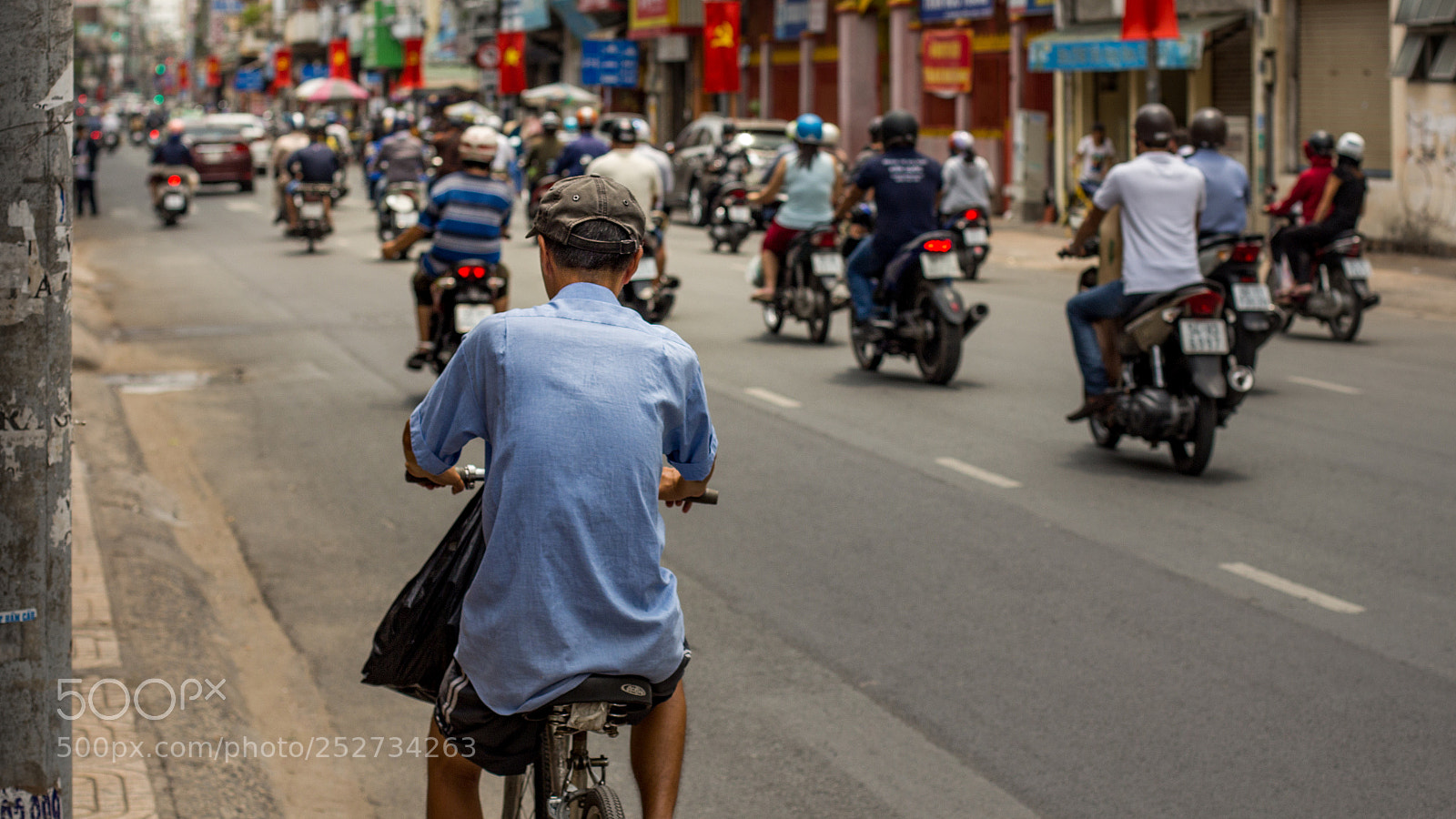 Canon EOS 700D (EOS Rebel T5i / EOS Kiss X7i) sample photo. Ho chi minh city photography