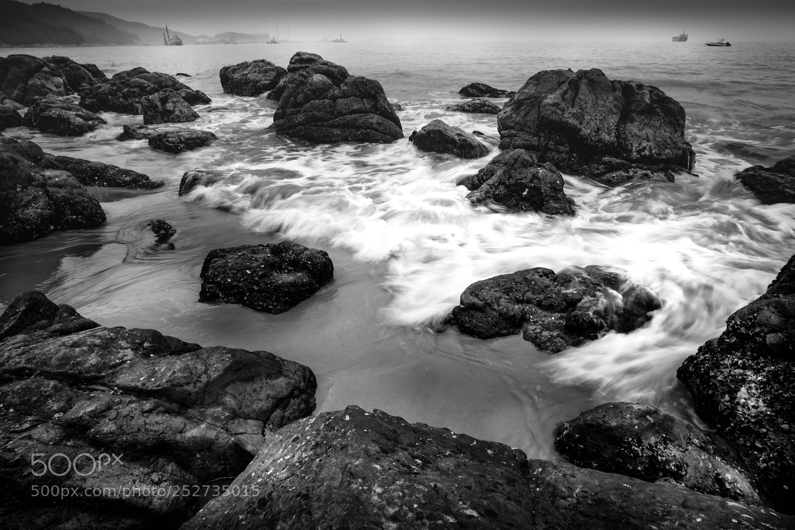 Fujifilm X-T2 sample photo. Rocks and tide photography