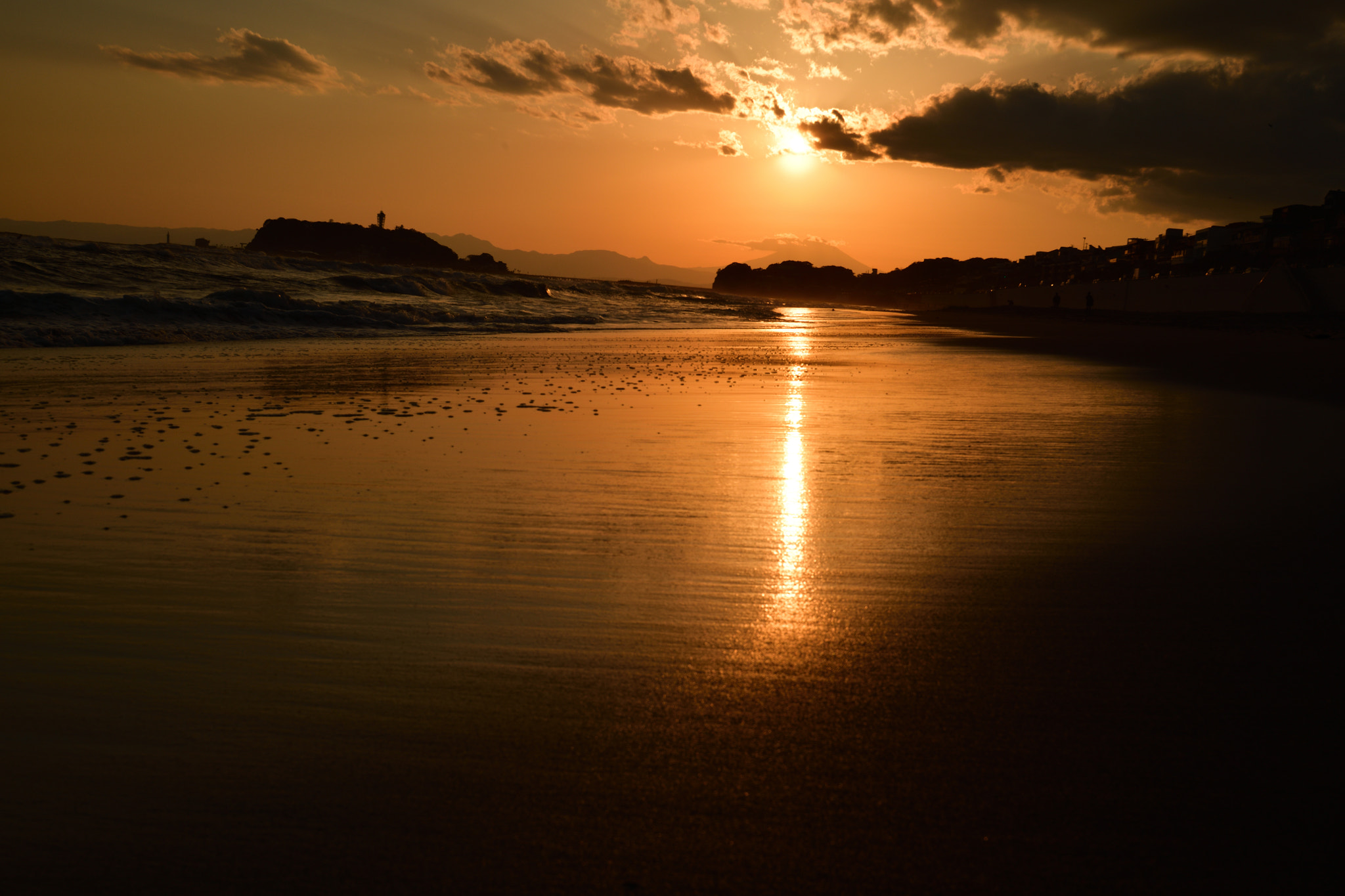Nikon AF-S Nikkor 18-35mm F3.5-4.5G ED sample photo. Shonan photography