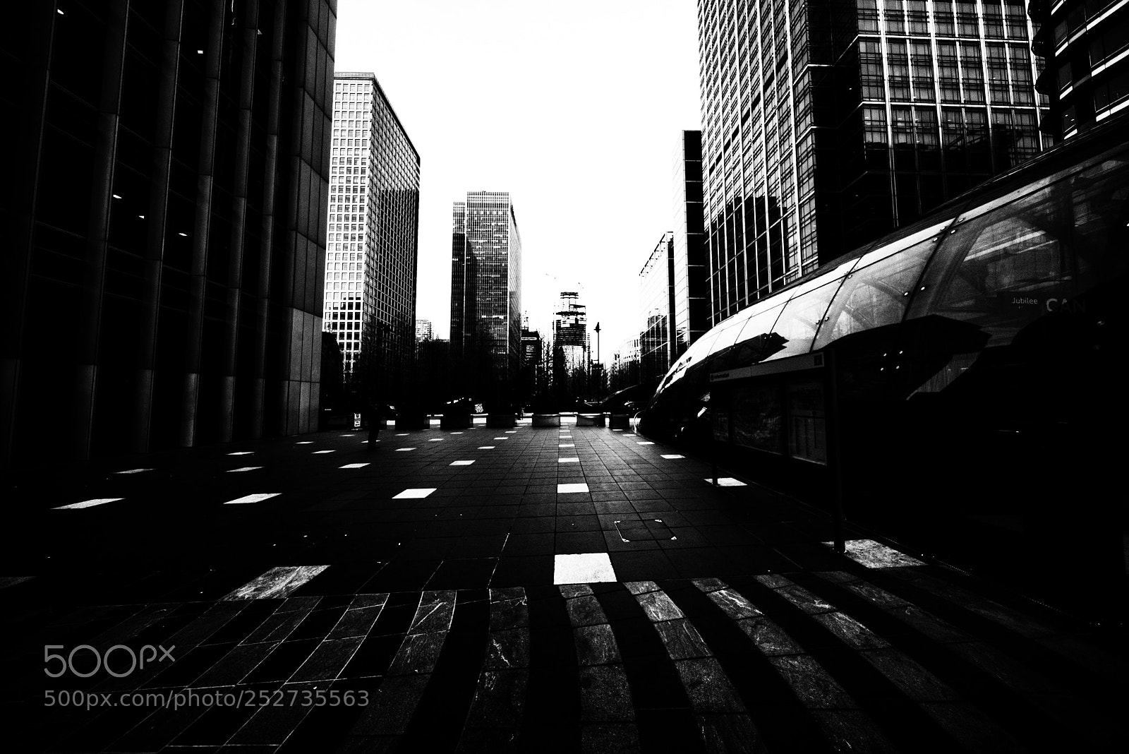 Sony a7R sample photo. Canary wharf photography