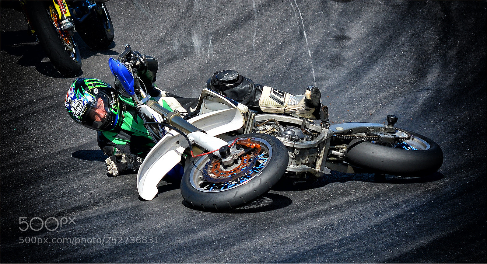 Nikon D7000 sample photo. Bike down photography