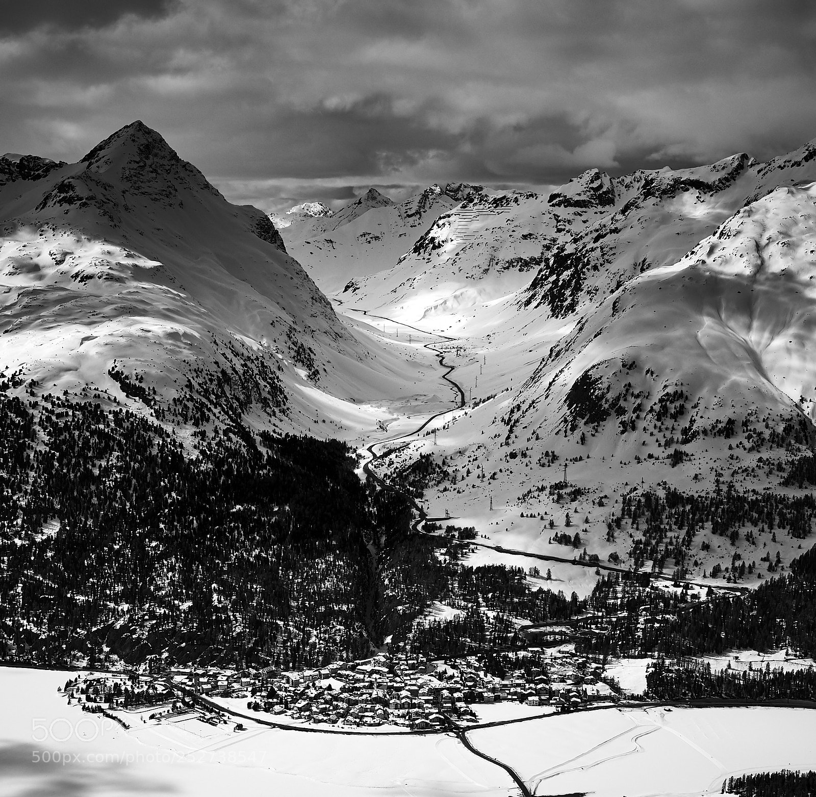 Fujifilm X-E2 sample photo. Engadin mountain rd photography
