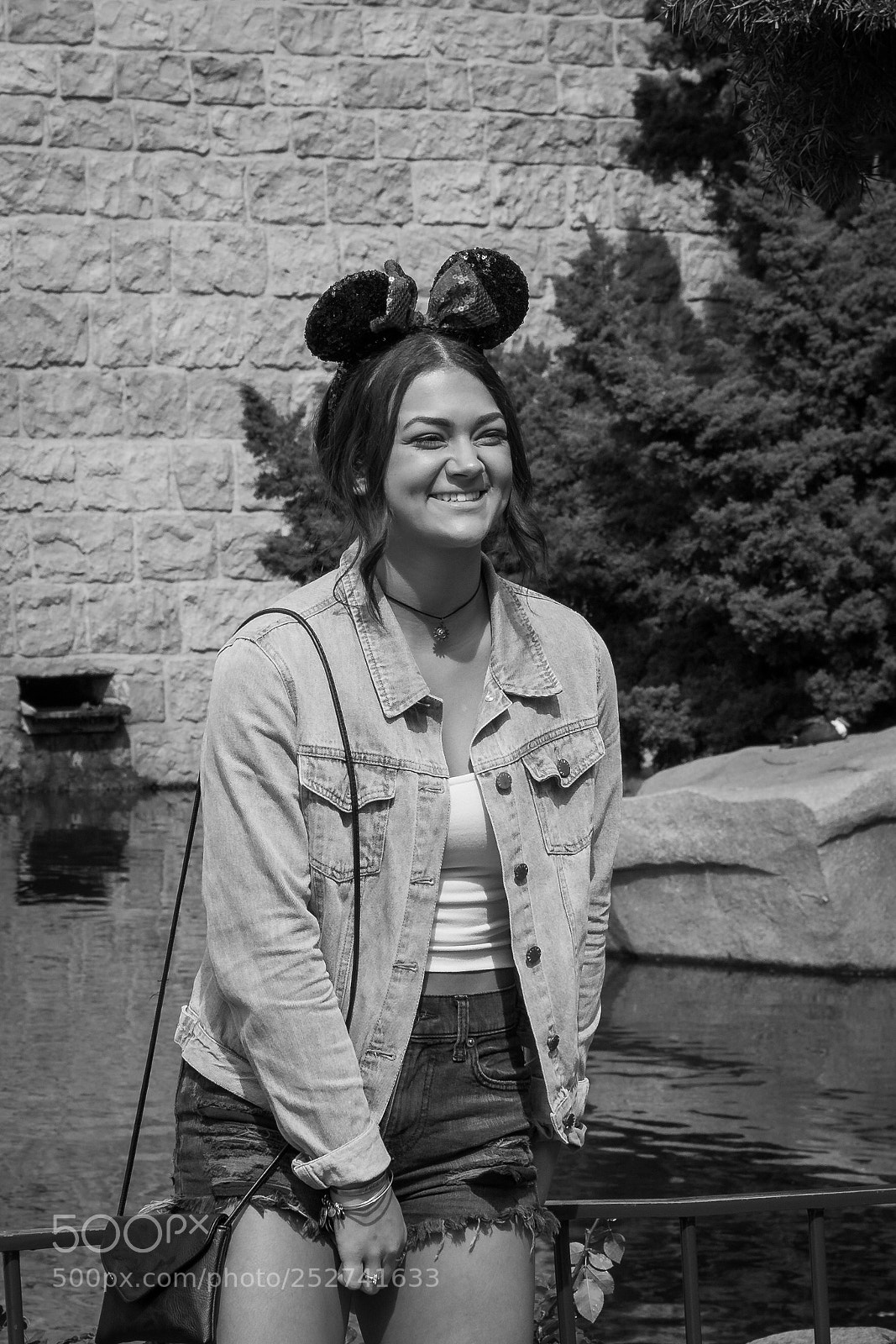 Sony a7R III sample photo. Candid happiness photography