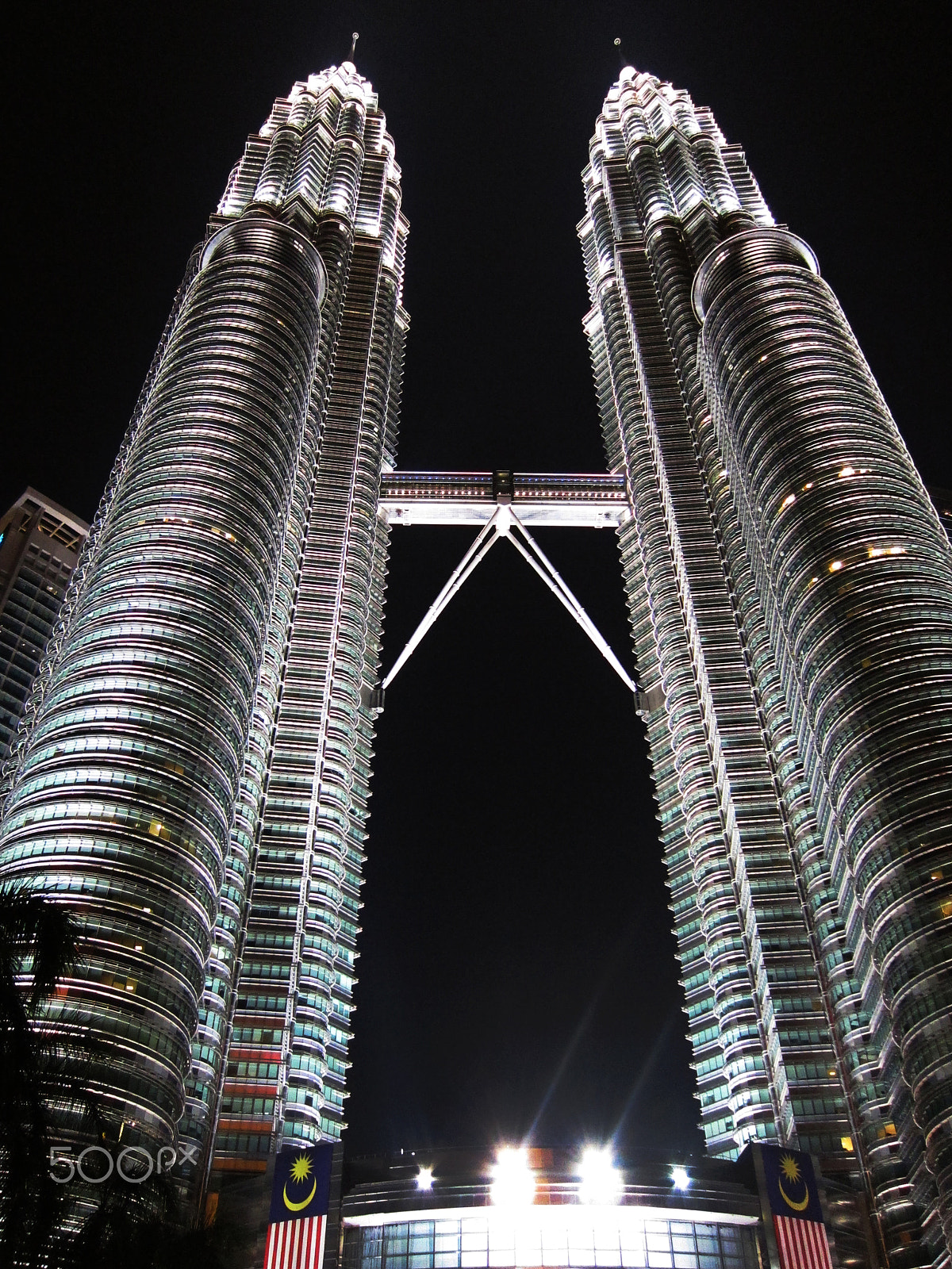 Canon PowerShot S95 sample photo. Taken in petronas twin towers, malaysia photography