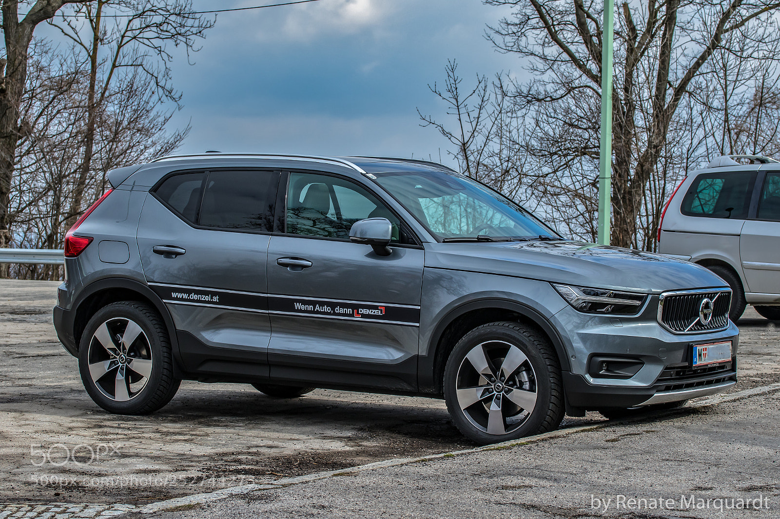 Canon EOS 7D Mark II sample photo. Volvo xc40 photography