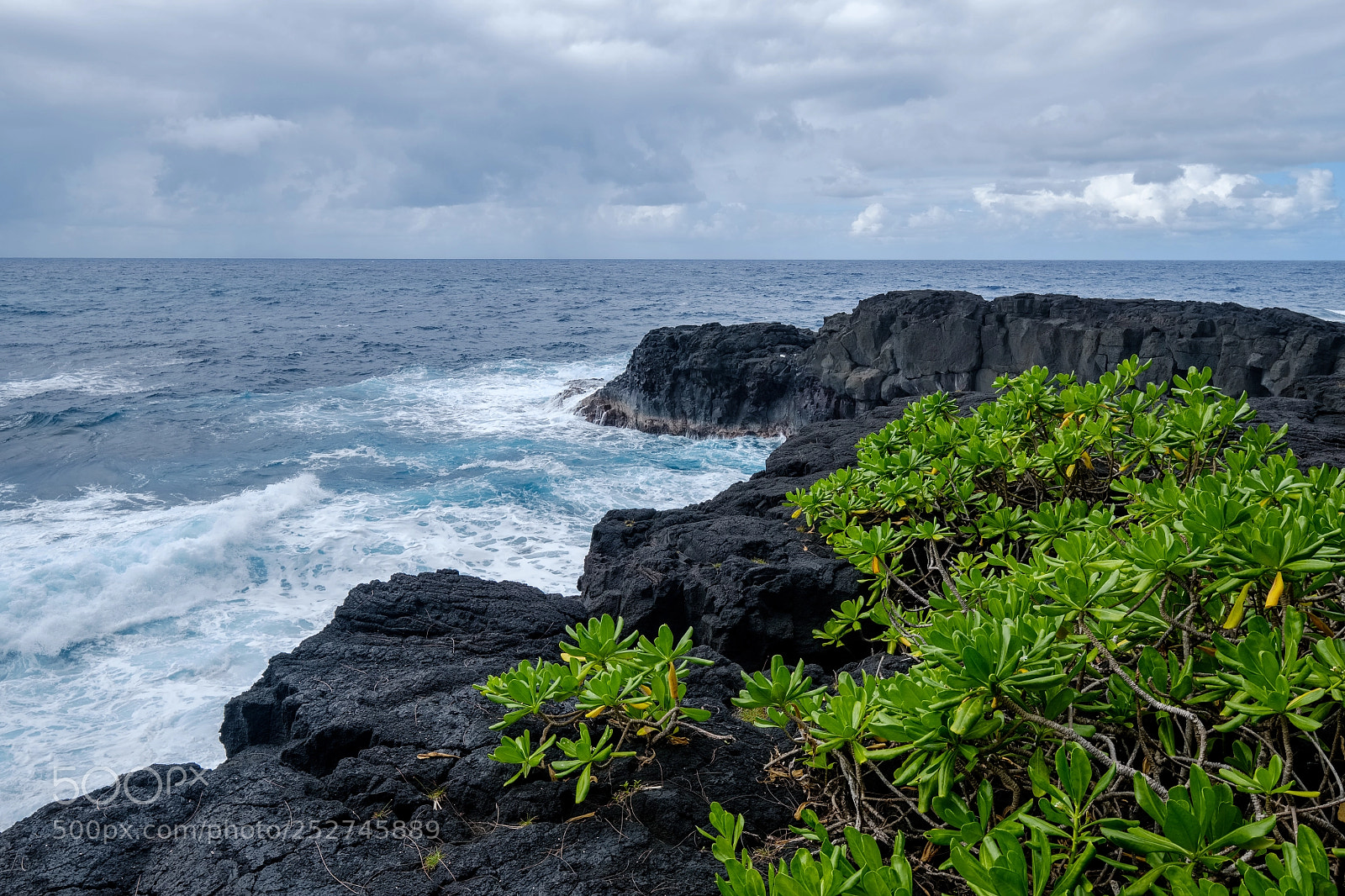 Fujifilm X-T2 sample photo. Wild coast with volcanic photography