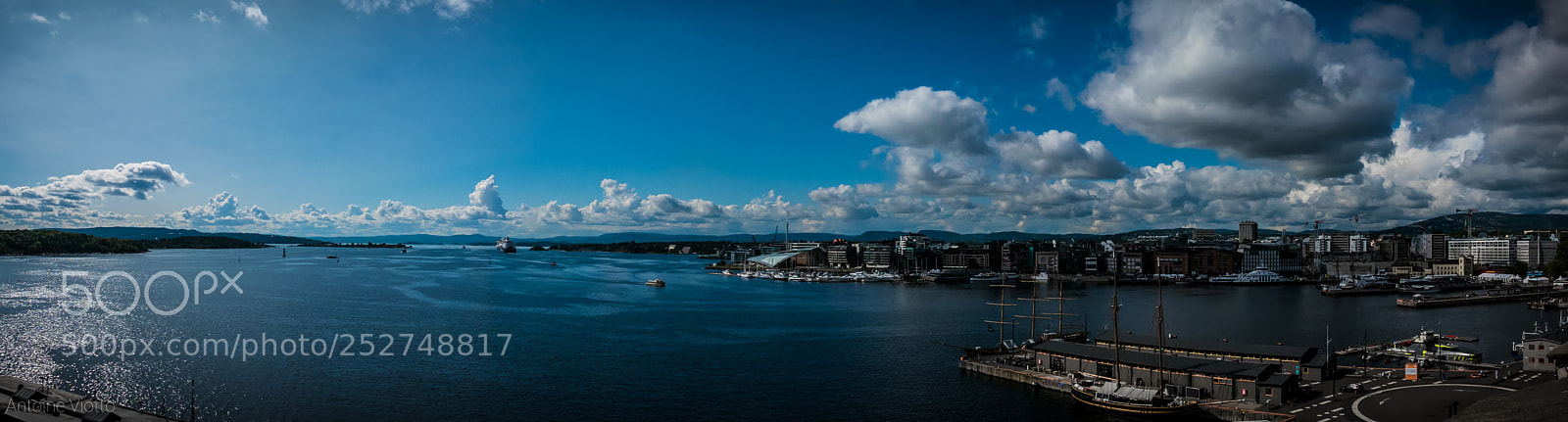 Leica D-Lux (Typ 109) sample photo. Oslo's bay photography
