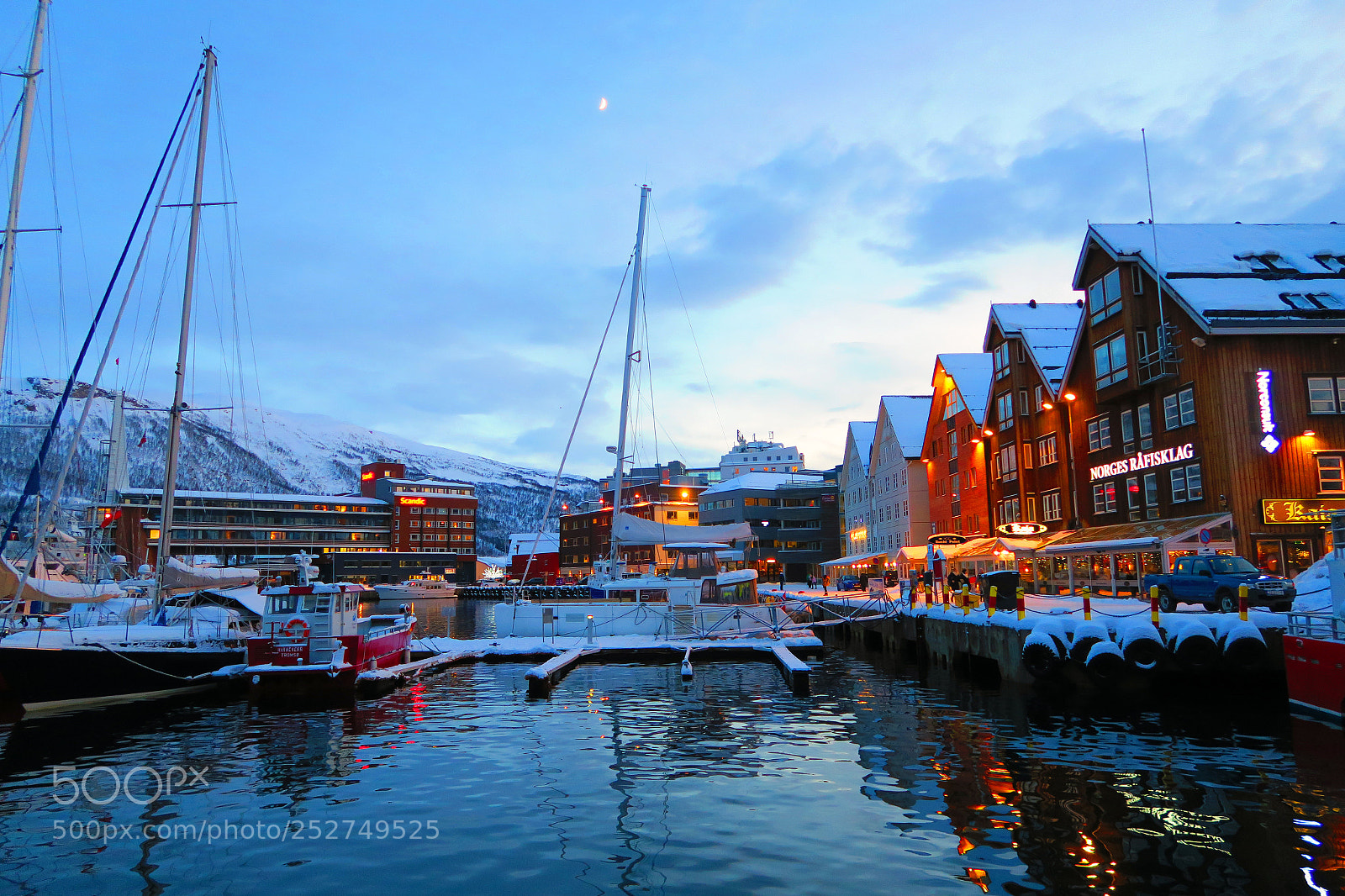 Canon PowerShot G7 X sample photo. Taken in tromsø, norway photography