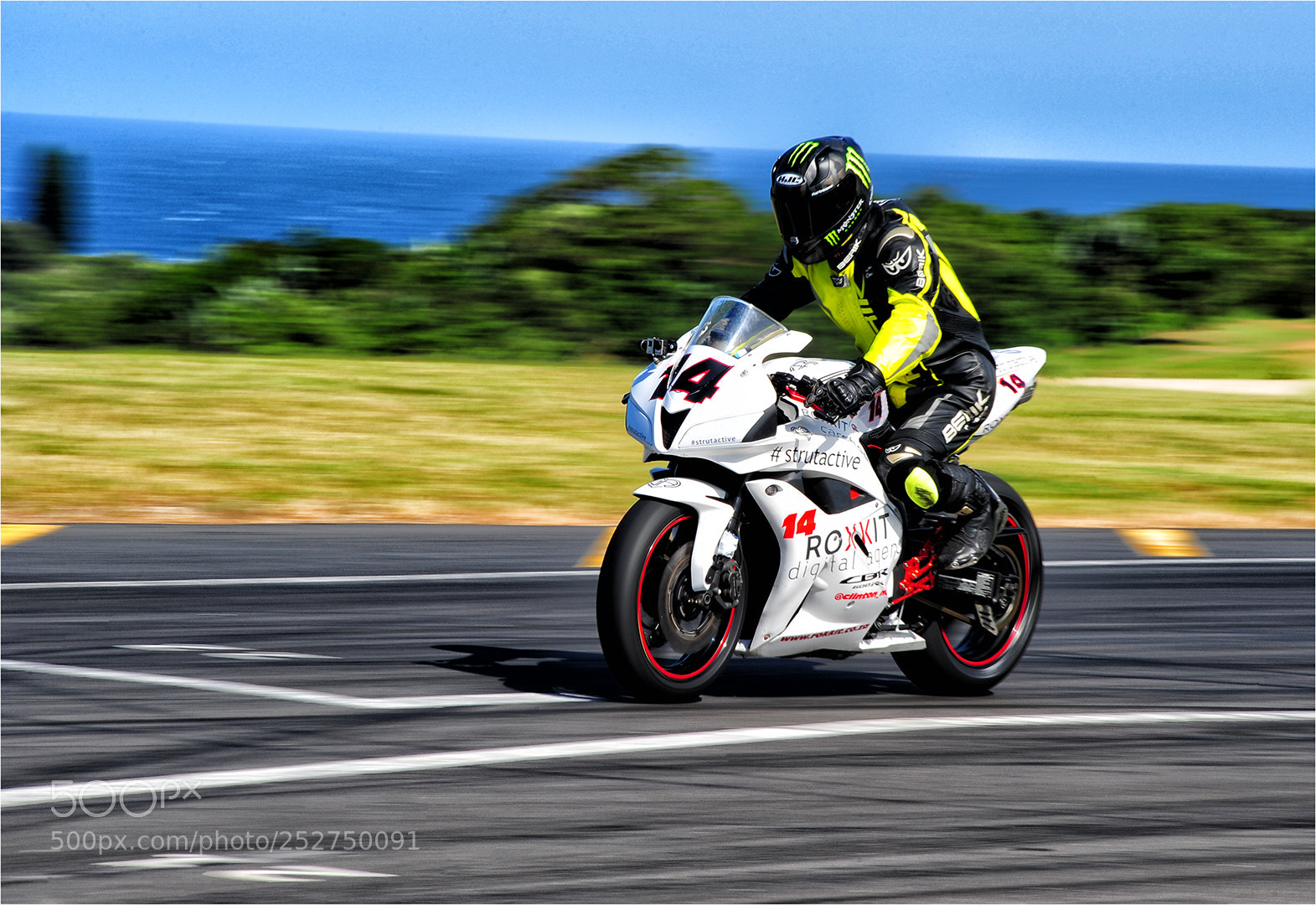Nikon D700 sample photo. Bike 14 photography