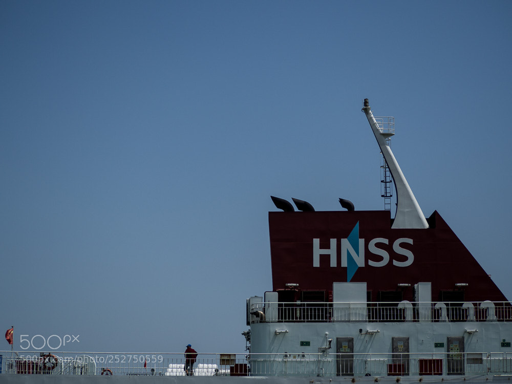 Olympus OM-D E-M10 III sample photo. Ship photography