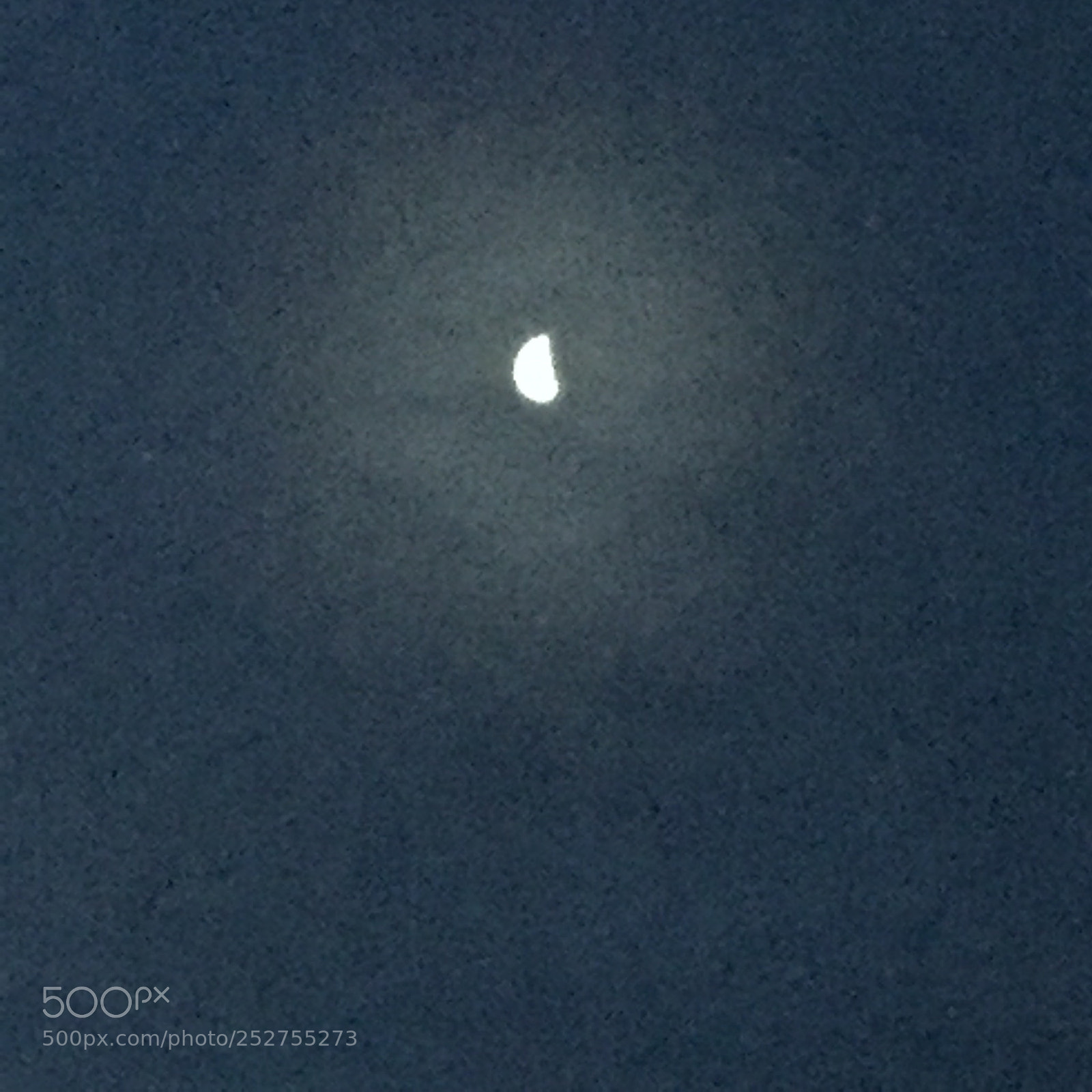 Apple iPod touch sample photo. Linear moon photography
