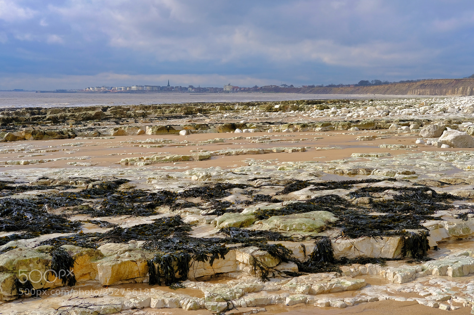 Fujifilm X-Pro2 sample photo. Low water bridlington bay. photography
