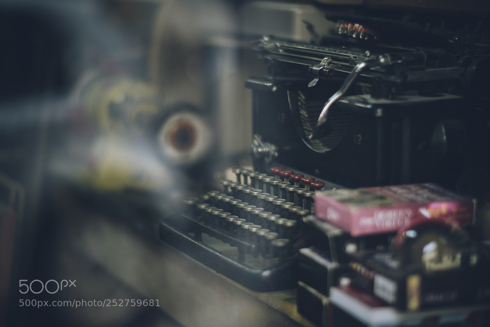 Fujifilm X-H1 sample photo. Classics behind the window photography