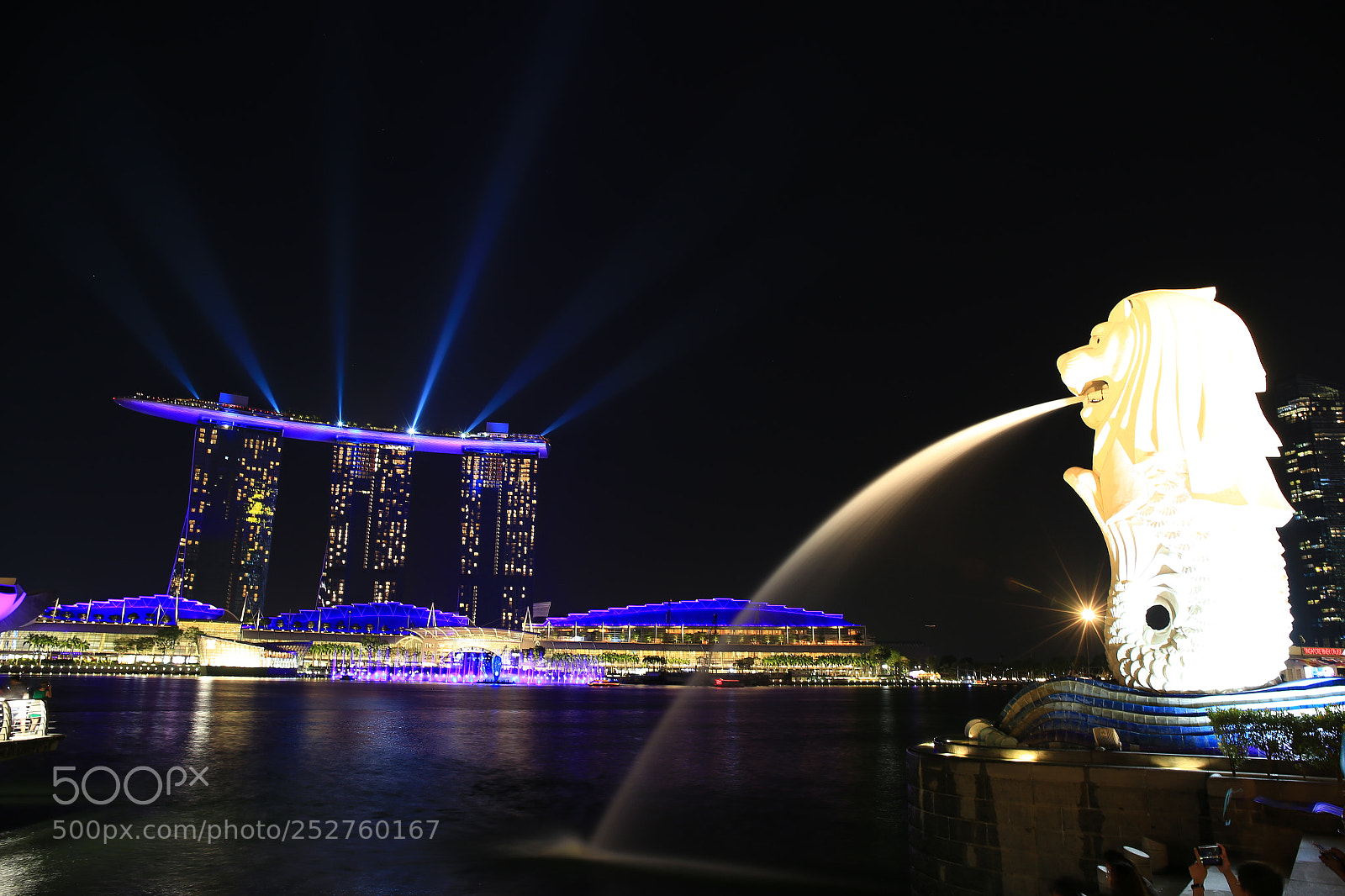 Canon EF 24-70mm F4L IS USM sample photo. Merlion, singapore photography