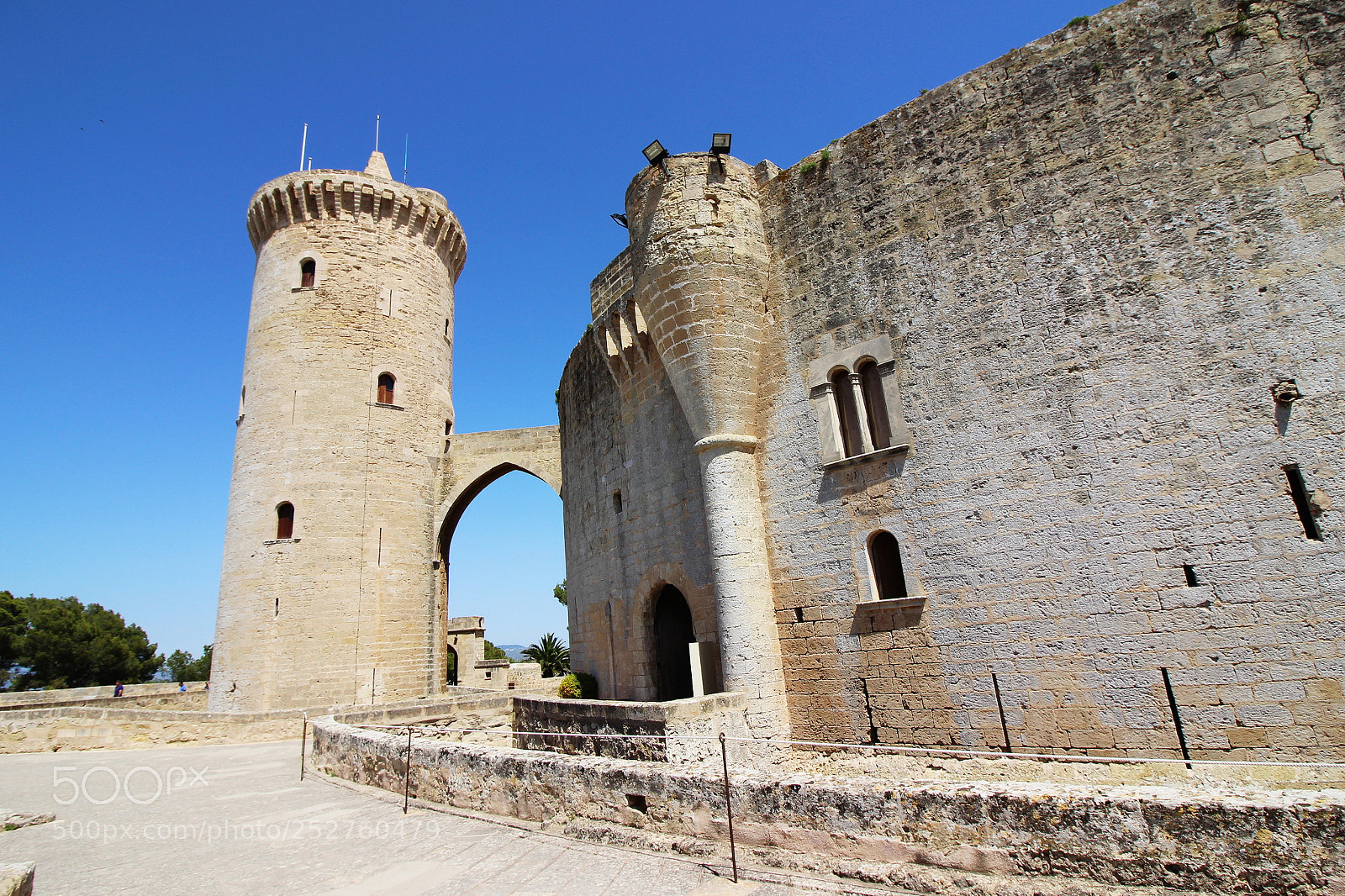 Canon EOS 600D (Rebel EOS T3i / EOS Kiss X5) sample photo. Bellver castle, spain, mallorca photography