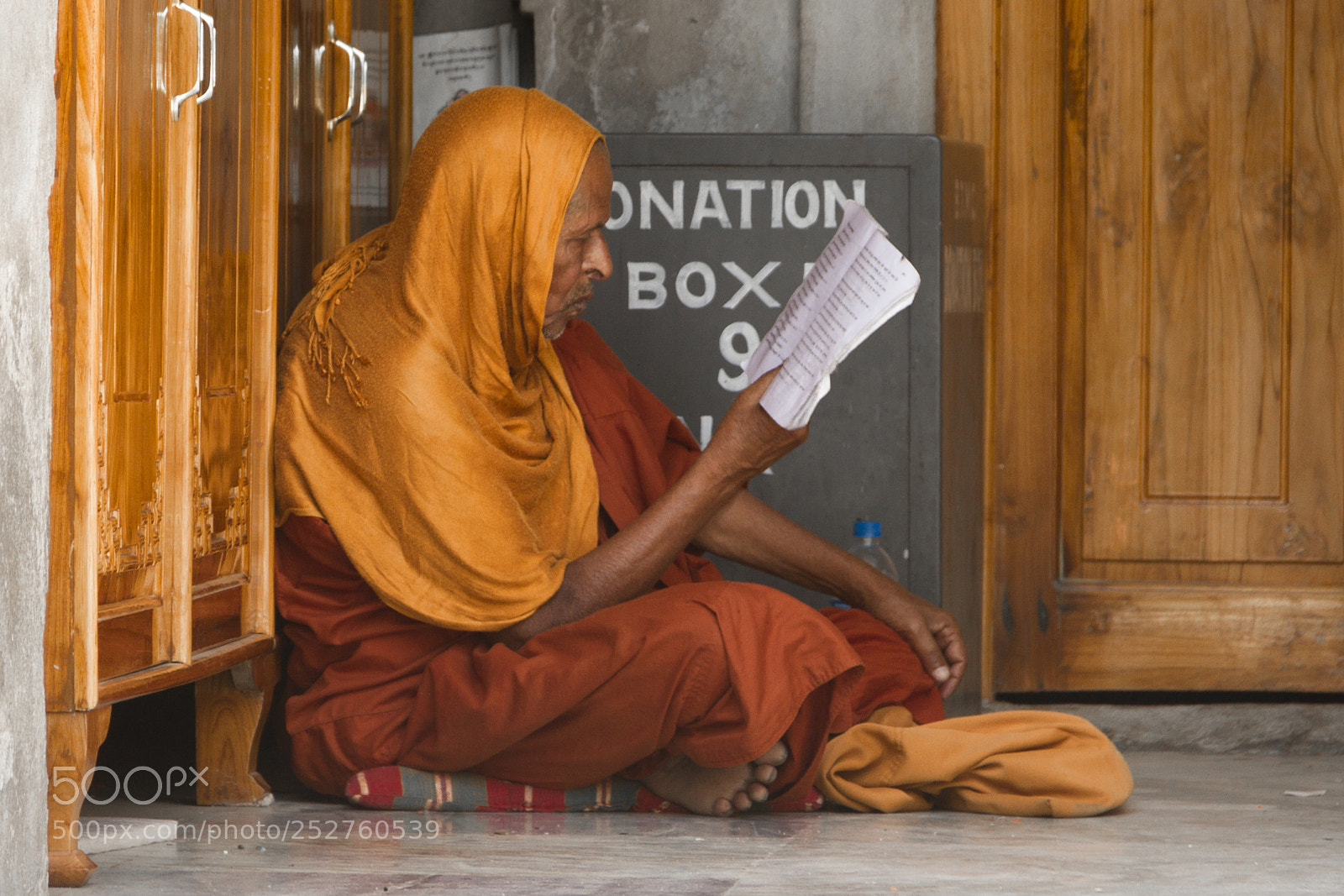 Canon EOS 7D sample photo. Old monk photography