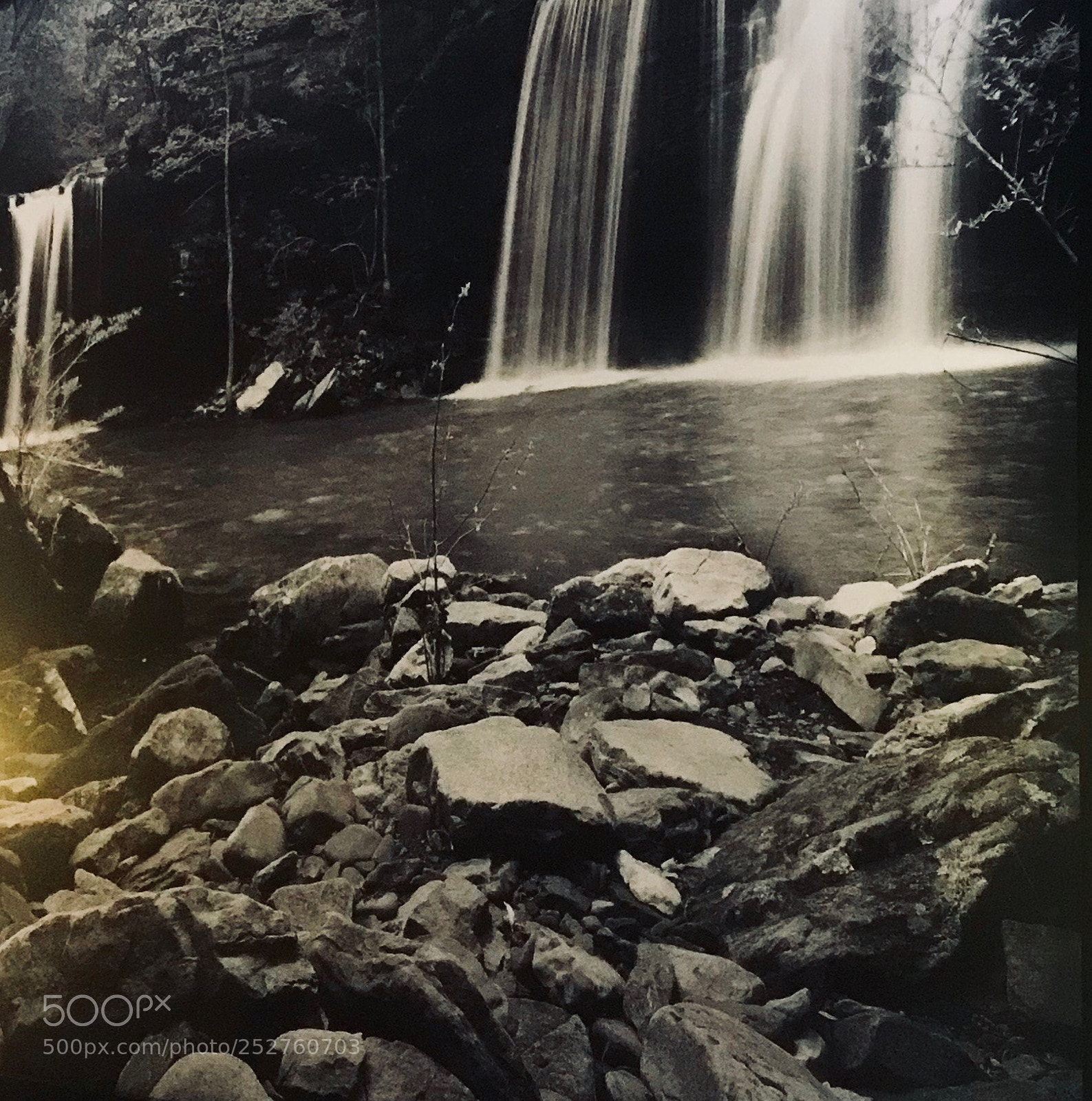 Apple iPhone 7 Plus sample photo. Waterfalls  photography