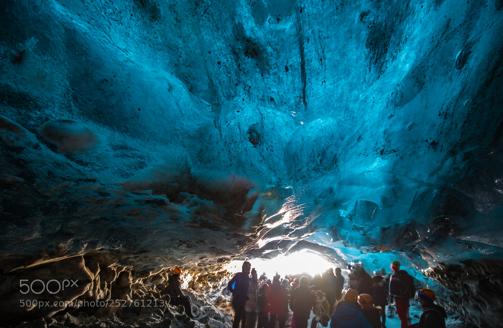 Canon EOS 5D Mark IV sample photo. Ice cave photography