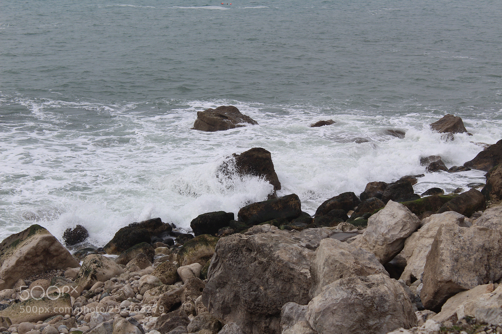Canon EOS 1300D (EOS Rebel T6 / EOS Kiss X80) sample photo. It s dangerous on photography