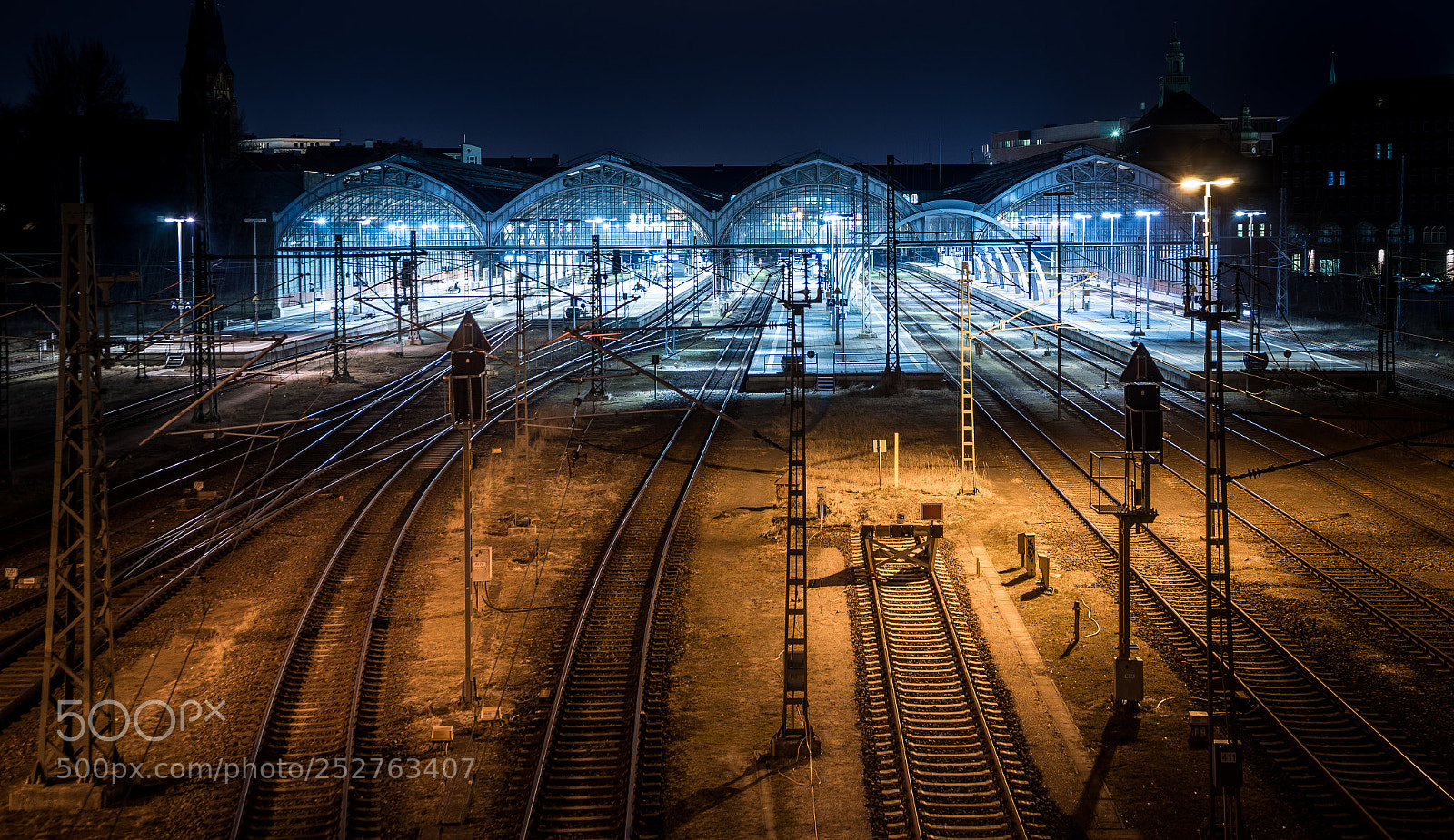 Sony a7 sample photo. Luebeck station photography