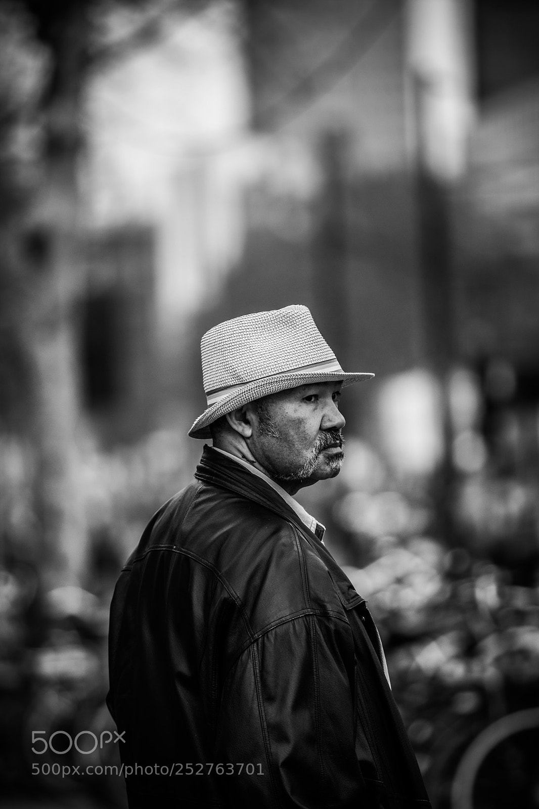 Canon EOS 60D sample photo. Streetportrait photography