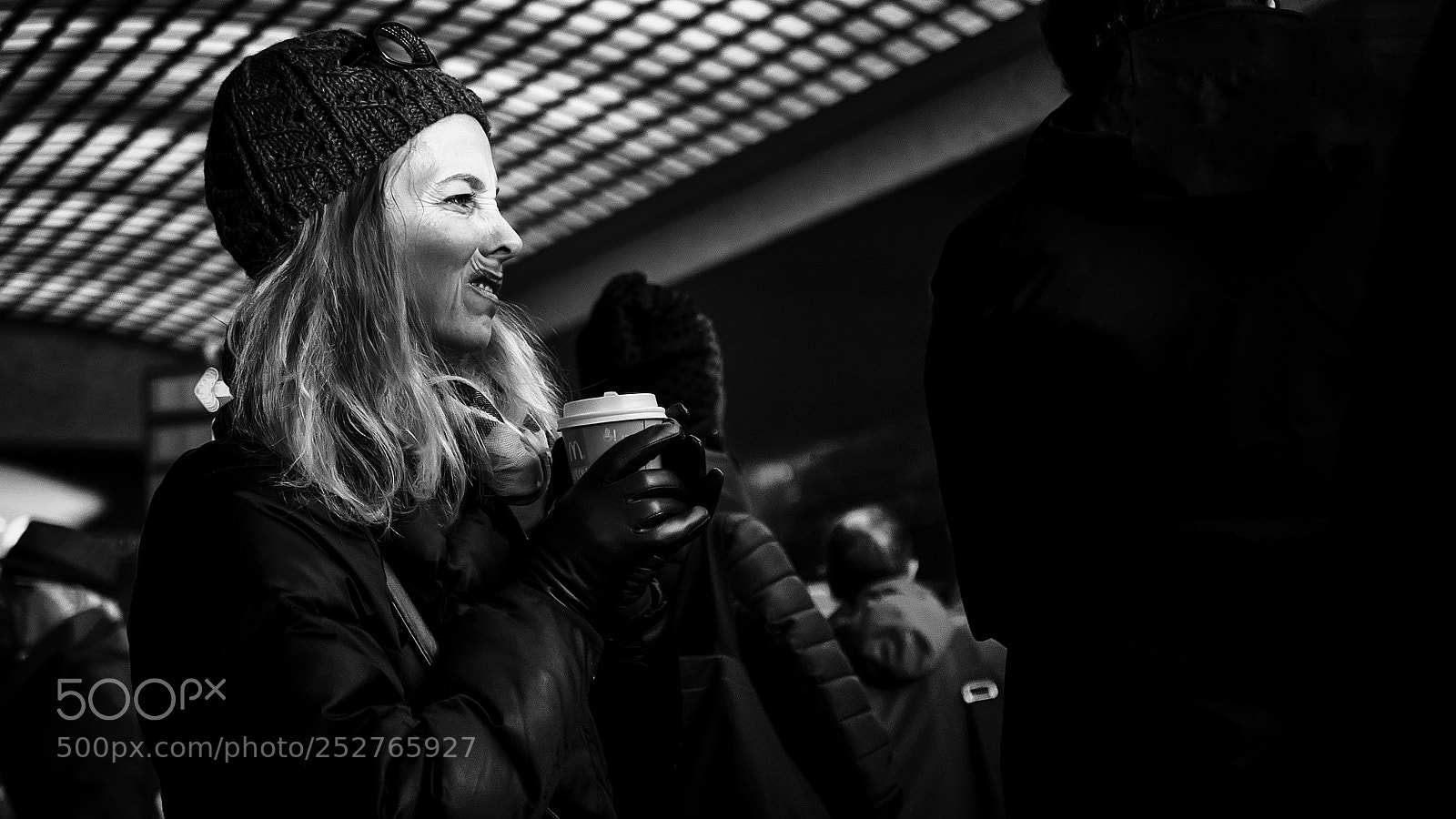 Olympus OM-D E-M10 II sample photo. Railway station #660 photography