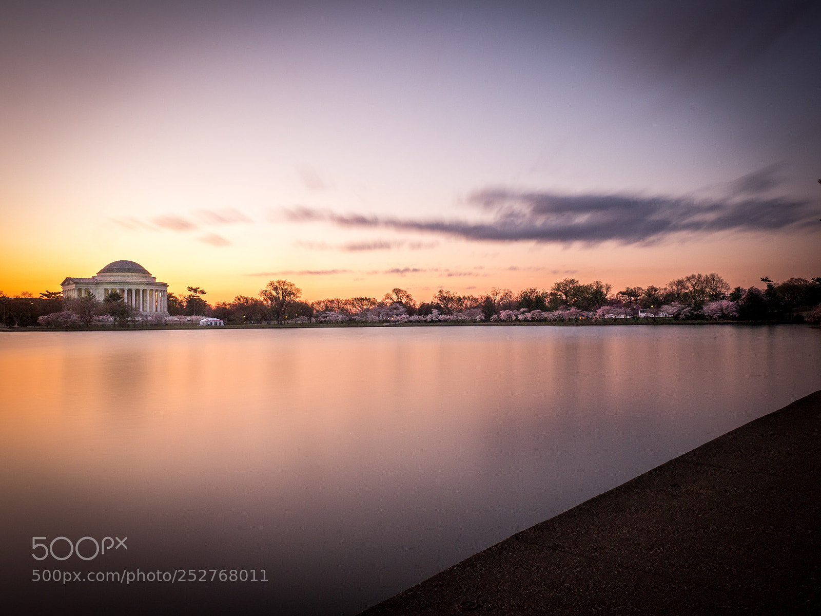 Olympus OM-D E-M1 sample photo. Tidal basin long exposure photography