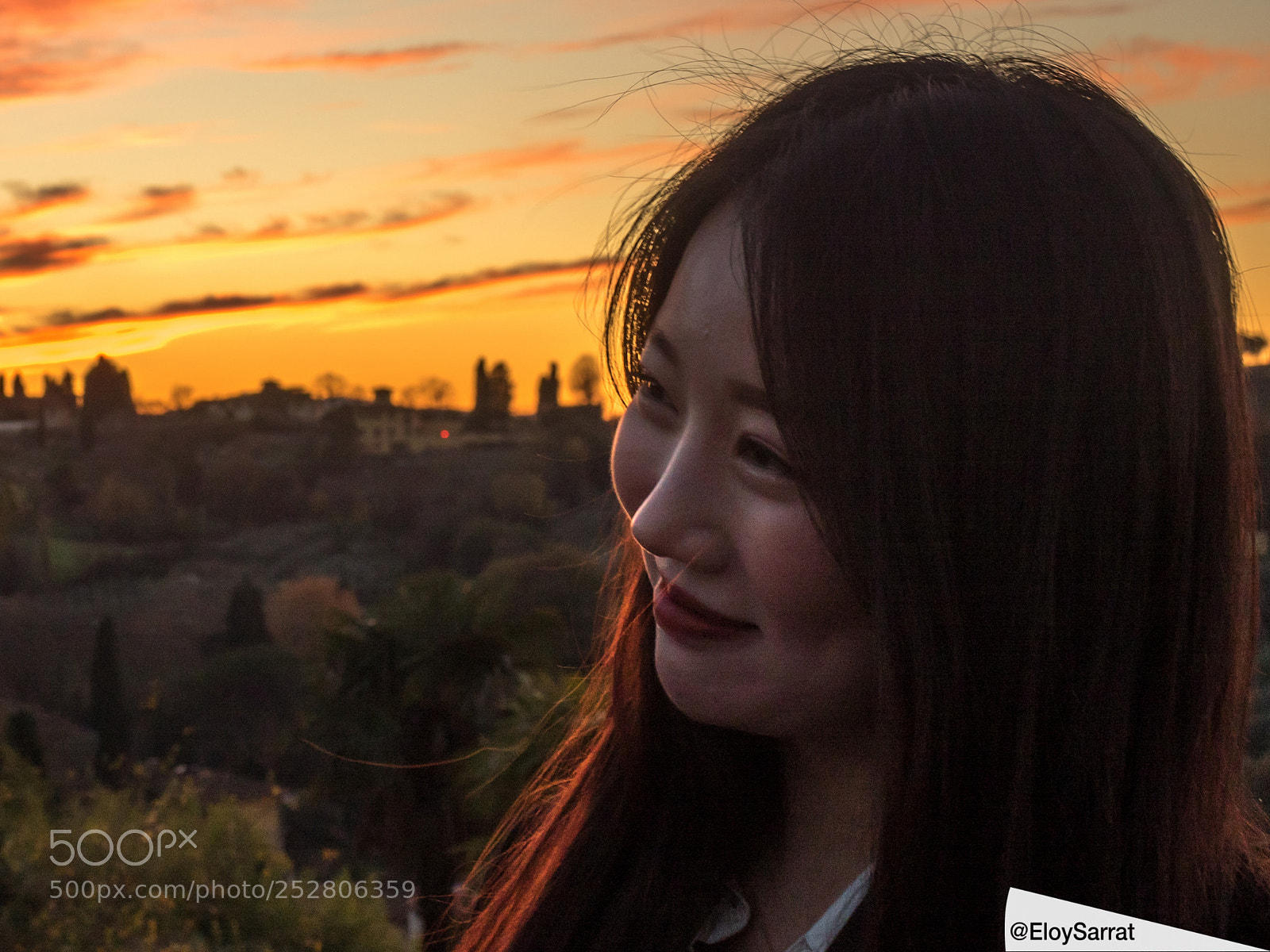 Olympus OM-D E-M5 II sample photo. Portrait sunset photography