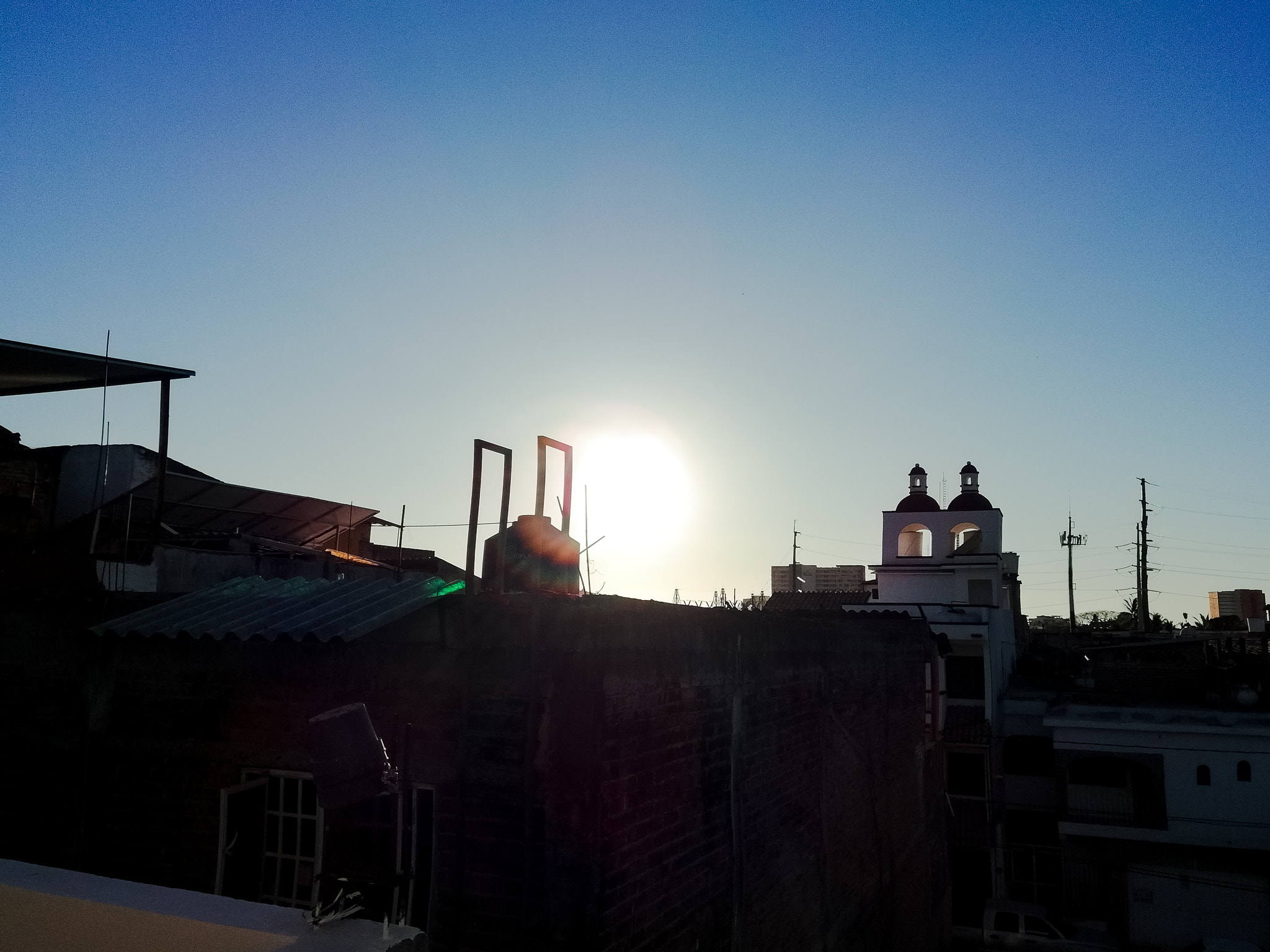 HUAWEI P SMART sample photo. Sun and the neighborhood. photography