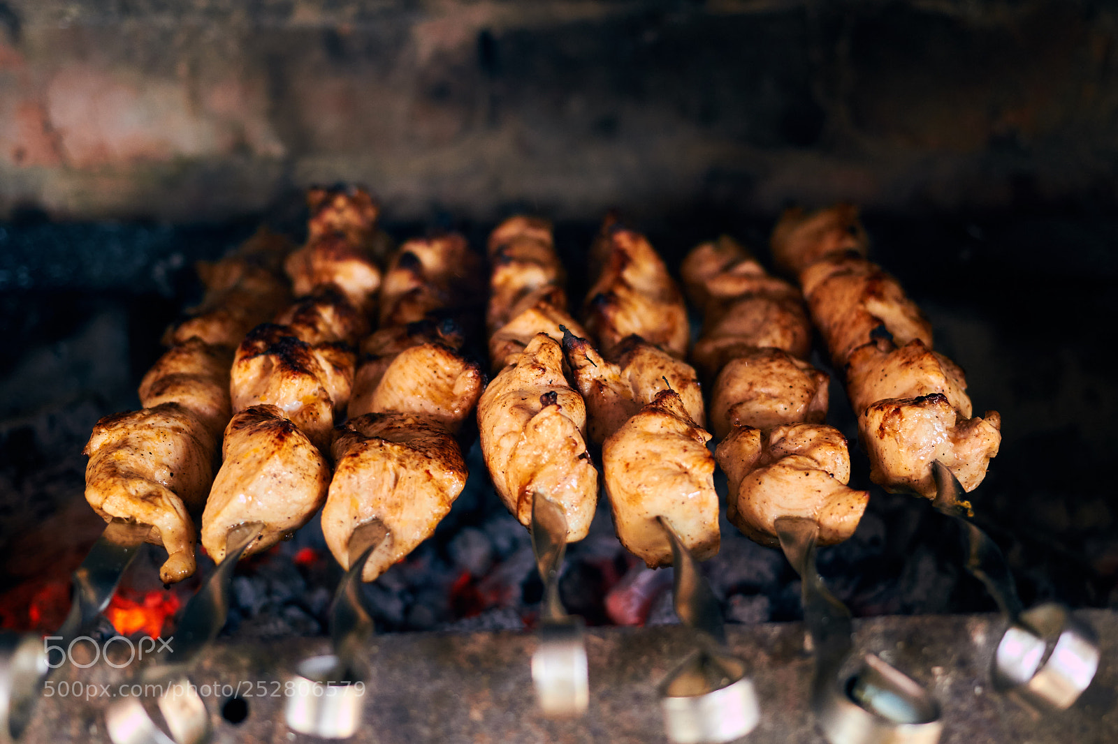 Canon EOS 700D (EOS Rebel T5i / EOS Kiss X7i) sample photo. Barbecue photography