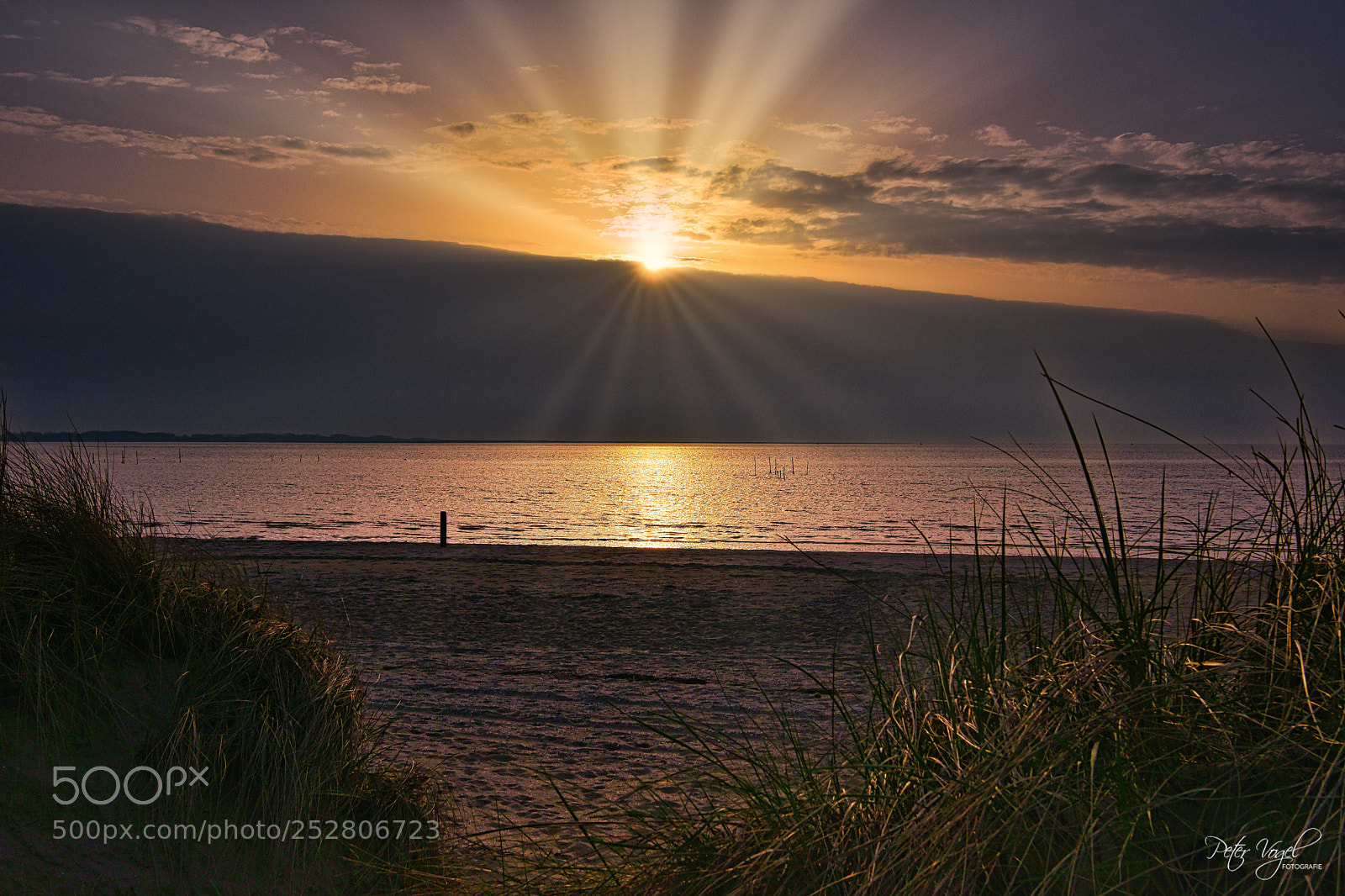Nikon D7200 sample photo. Sunset at the beach photography