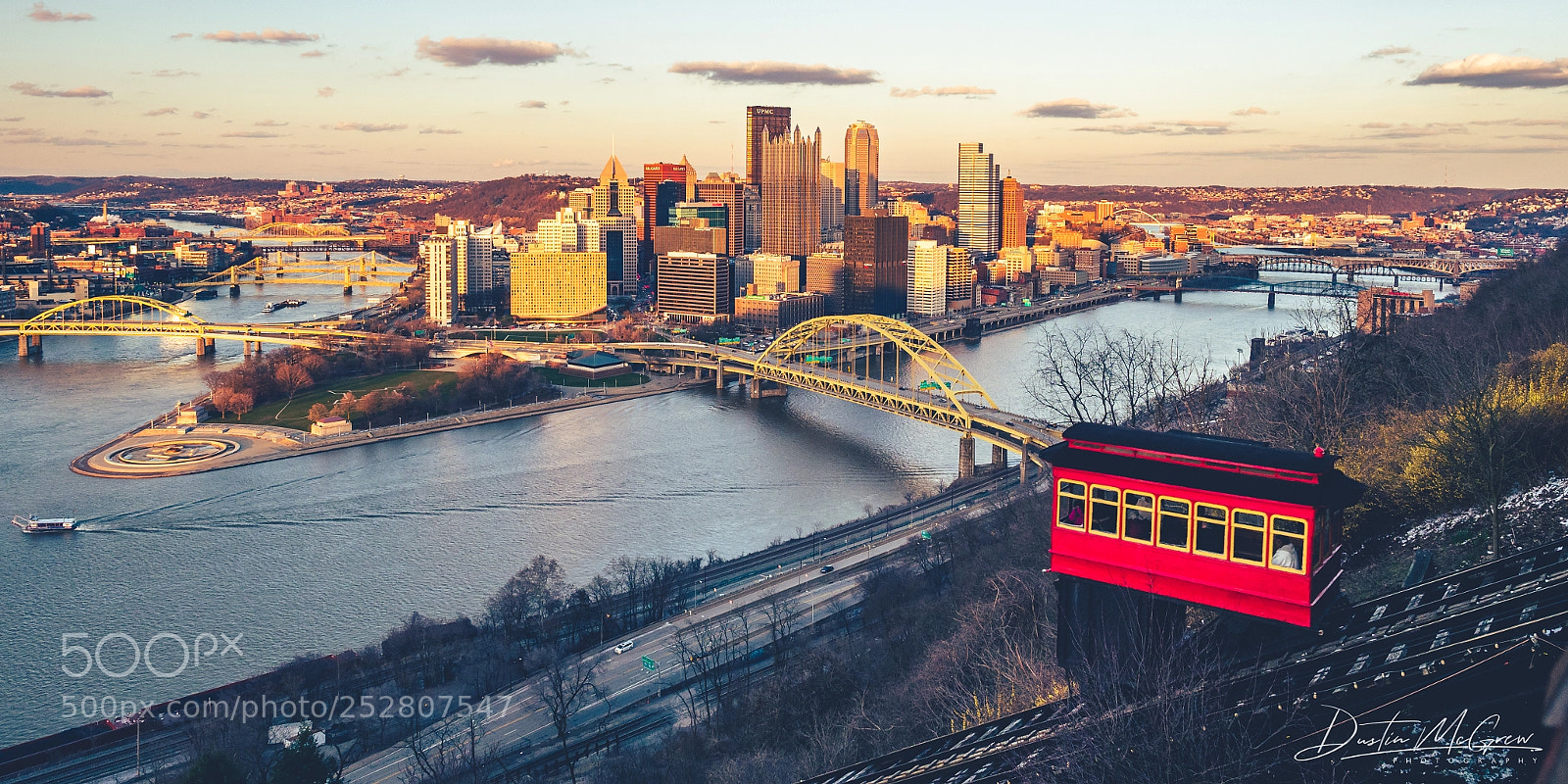 Olympus OM-D E-M1 Mark II sample photo. Pittsburgh dusk photography
