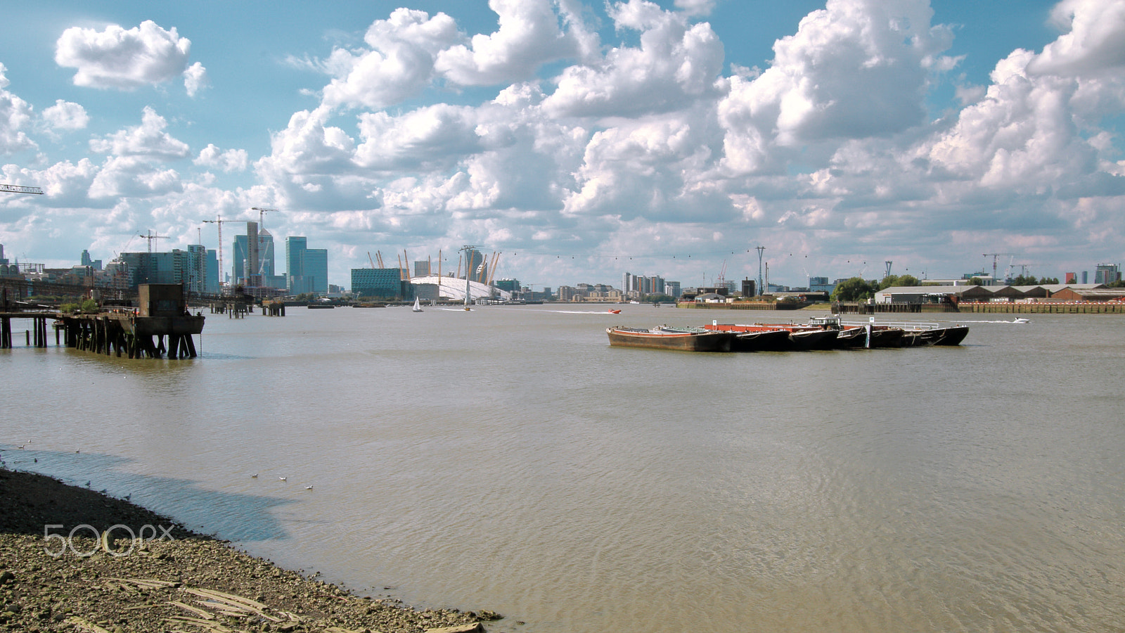 Canon EF-S 10-22mm F3.5-4.5 USM sample photo. Looking at london skyline from the thames barriers photography