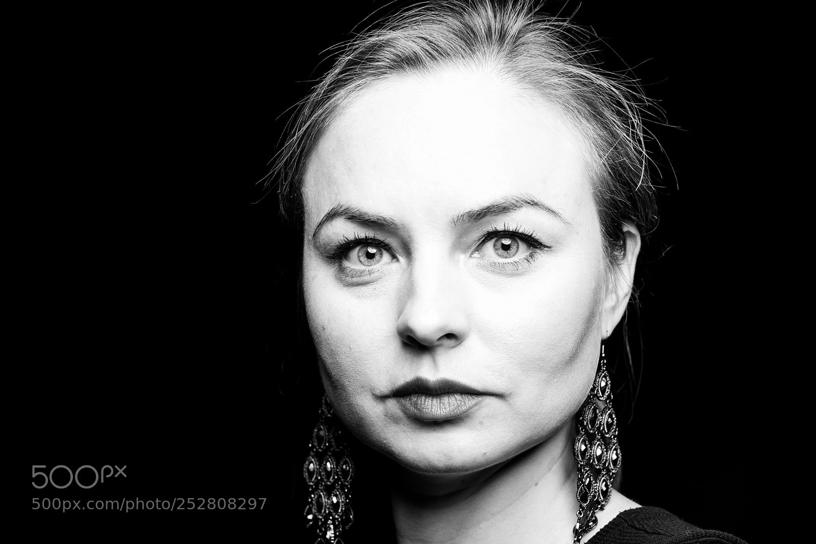 Canon EOS 5D Mark II sample photo. The mystery of the photography