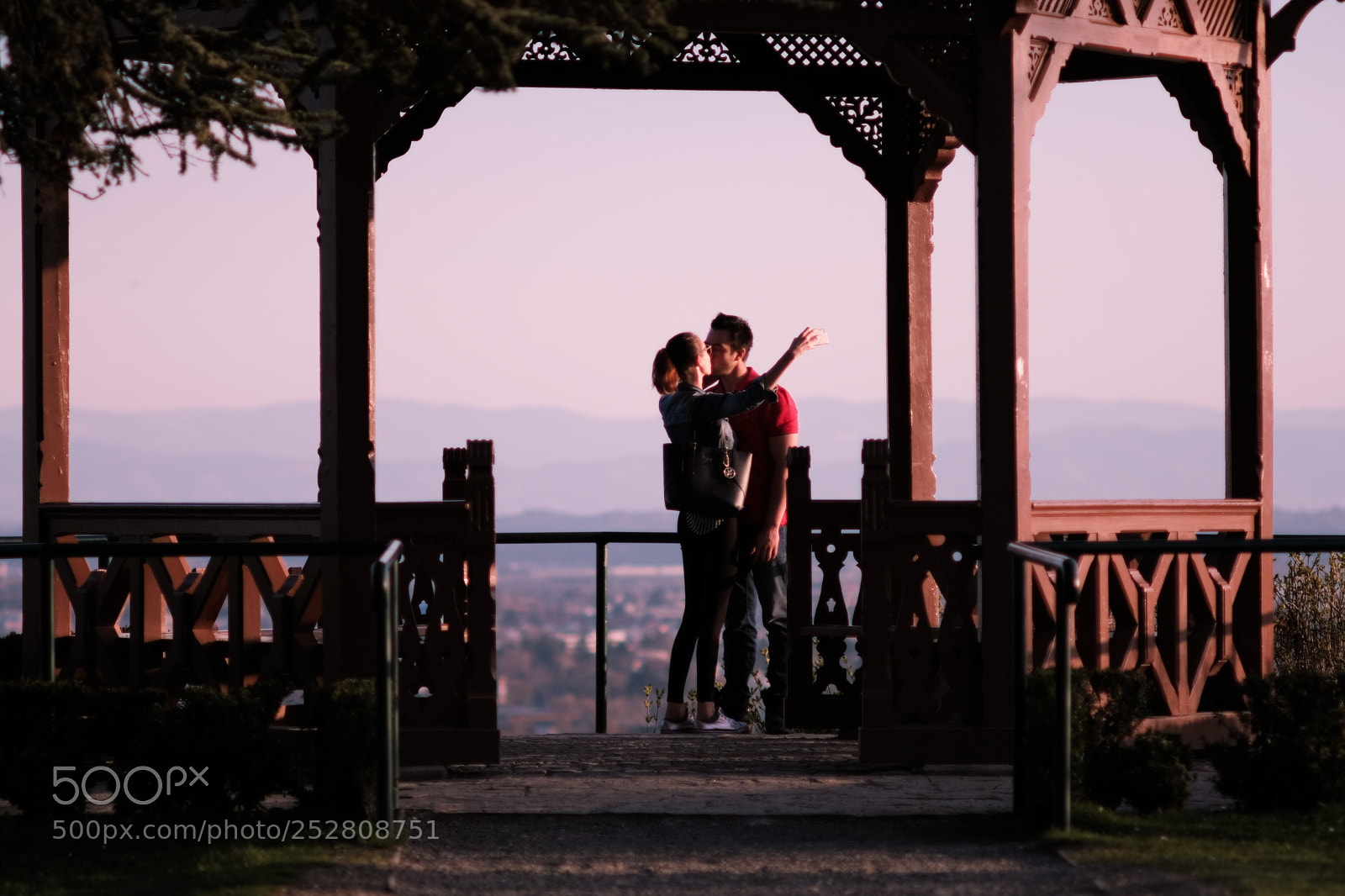 Fujifilm X-H1 sample photo. Kissing in the sunset photography