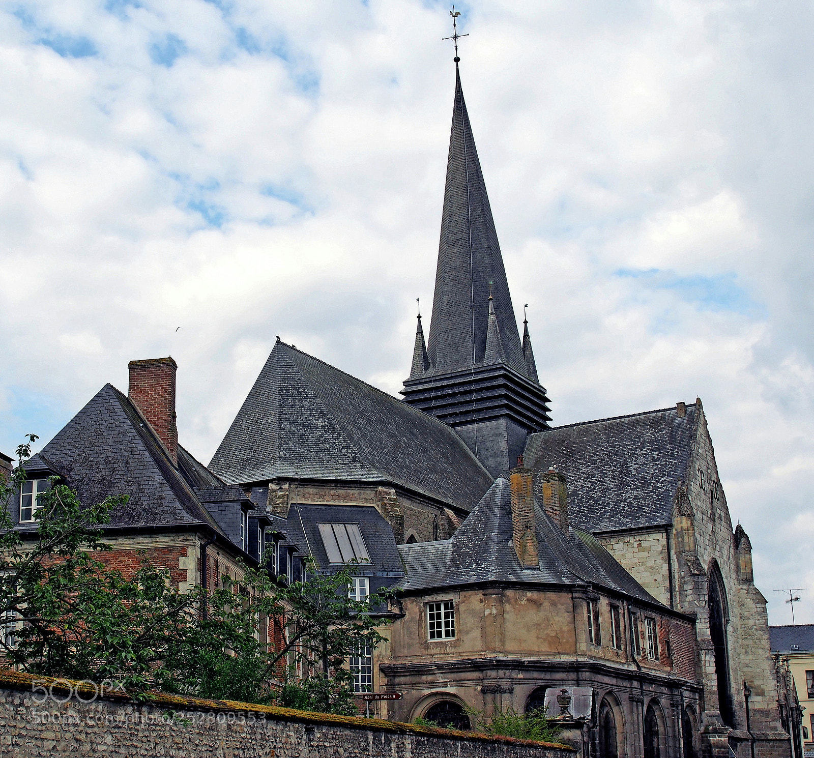 Olympus OM-D E-M5 sample photo. Liesse-notre-dame aisne photography