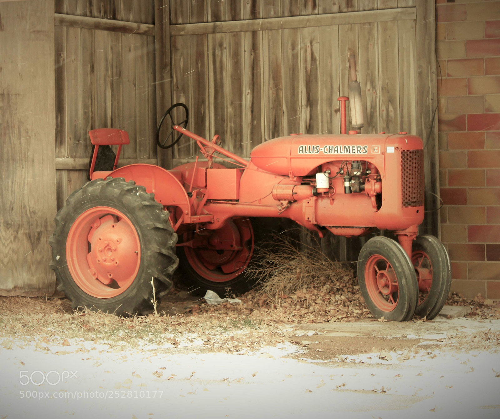 Canon EOS 500D (EOS Rebel T1i / EOS Kiss X3) sample photo. Allis chalmer photography
